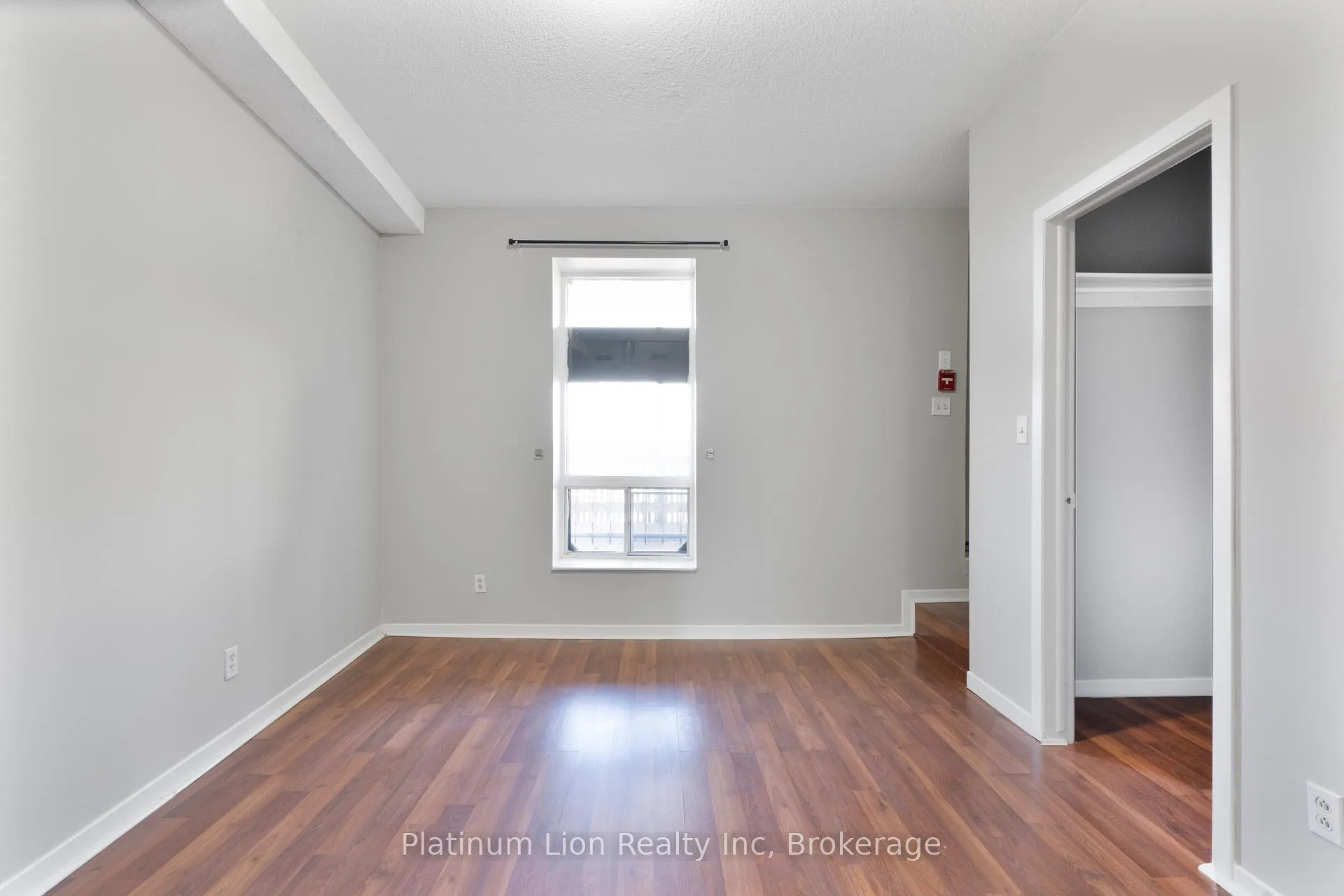 Photo 6 of Unit 4, 219 King Street E, Hamilton, Beasley — HOMEH
