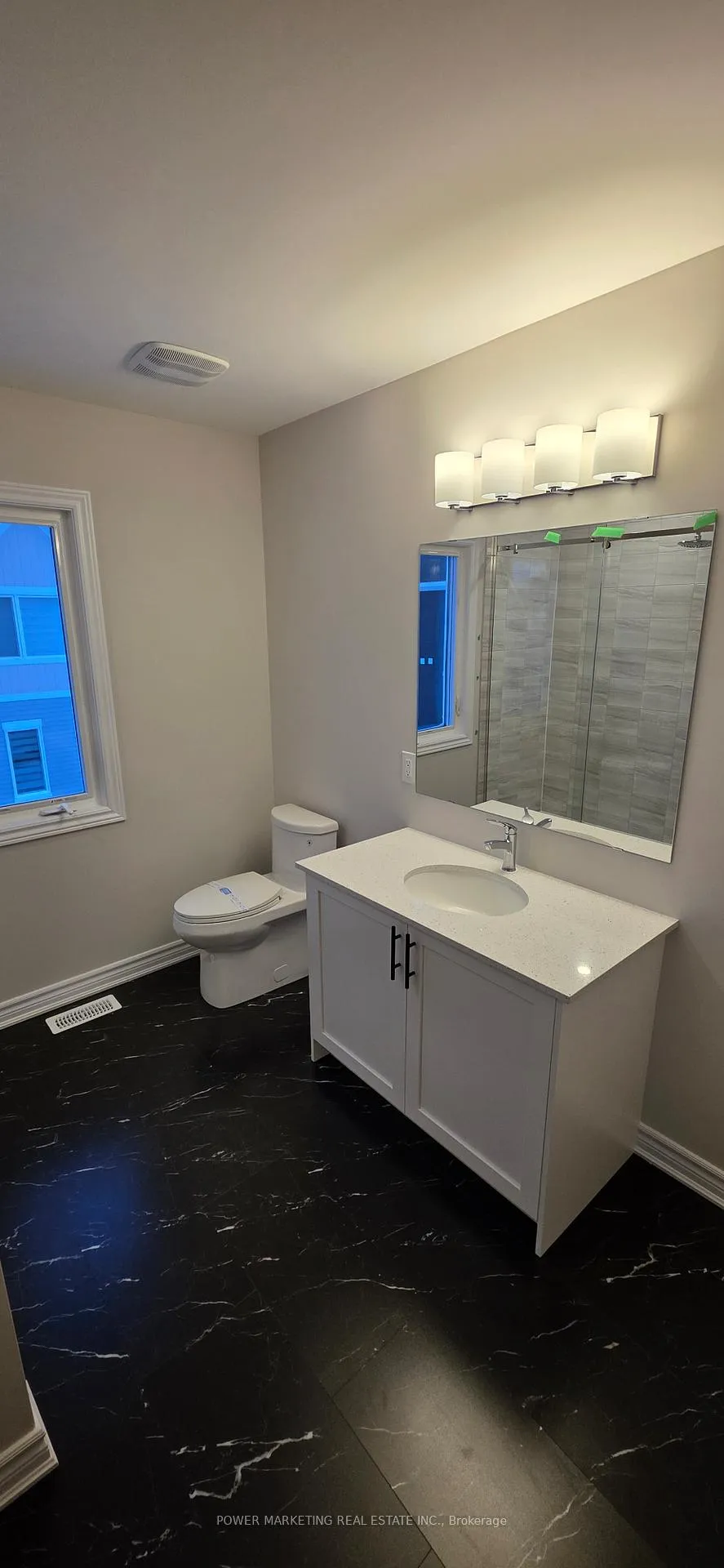 Photo 14 of 186 Ryan Reynolds Way, Ottawa, Avalon West — HOMEH