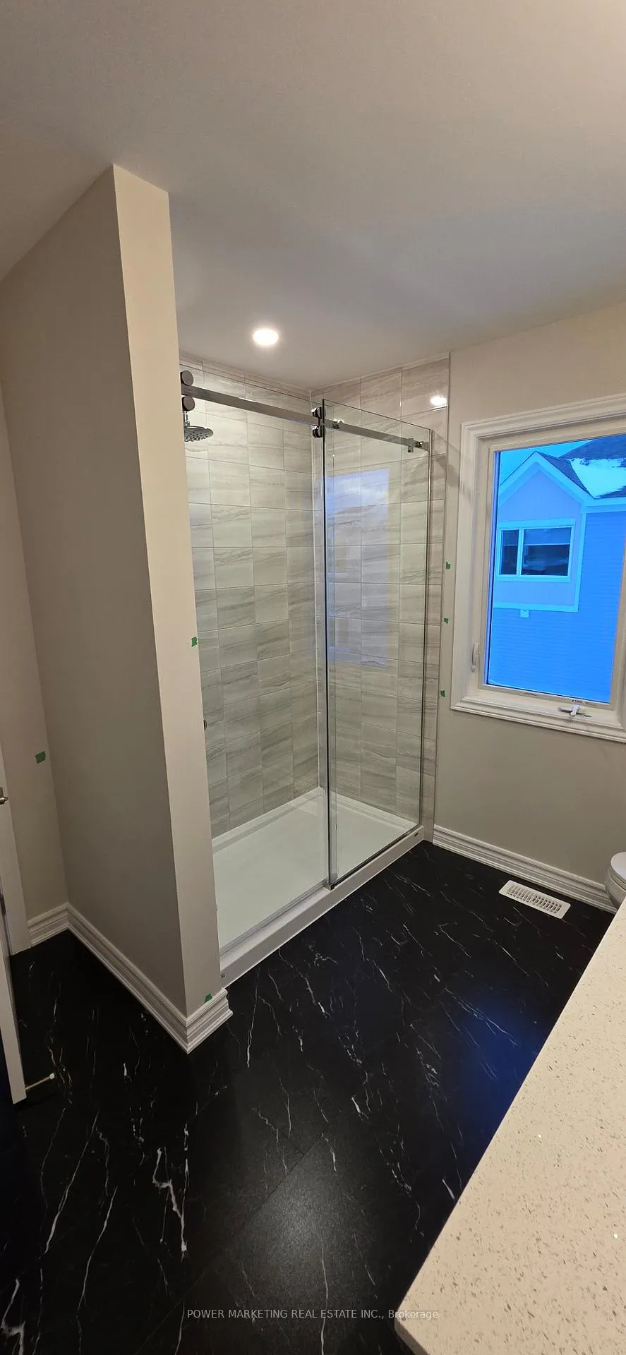 Photo 15 of 186 Ryan Reynolds Way, Ottawa, Avalon West — HOMEH