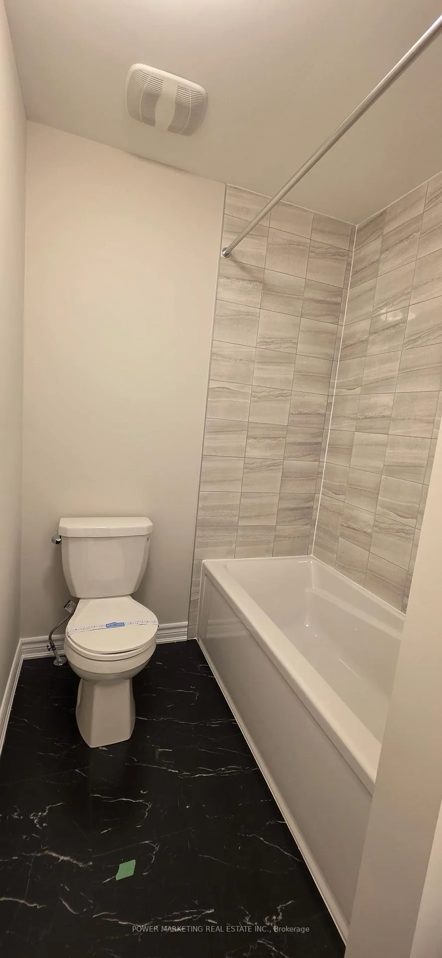 Photo 21 of 186 Ryan Reynolds Way, Ottawa, Avalon West — HOMEH