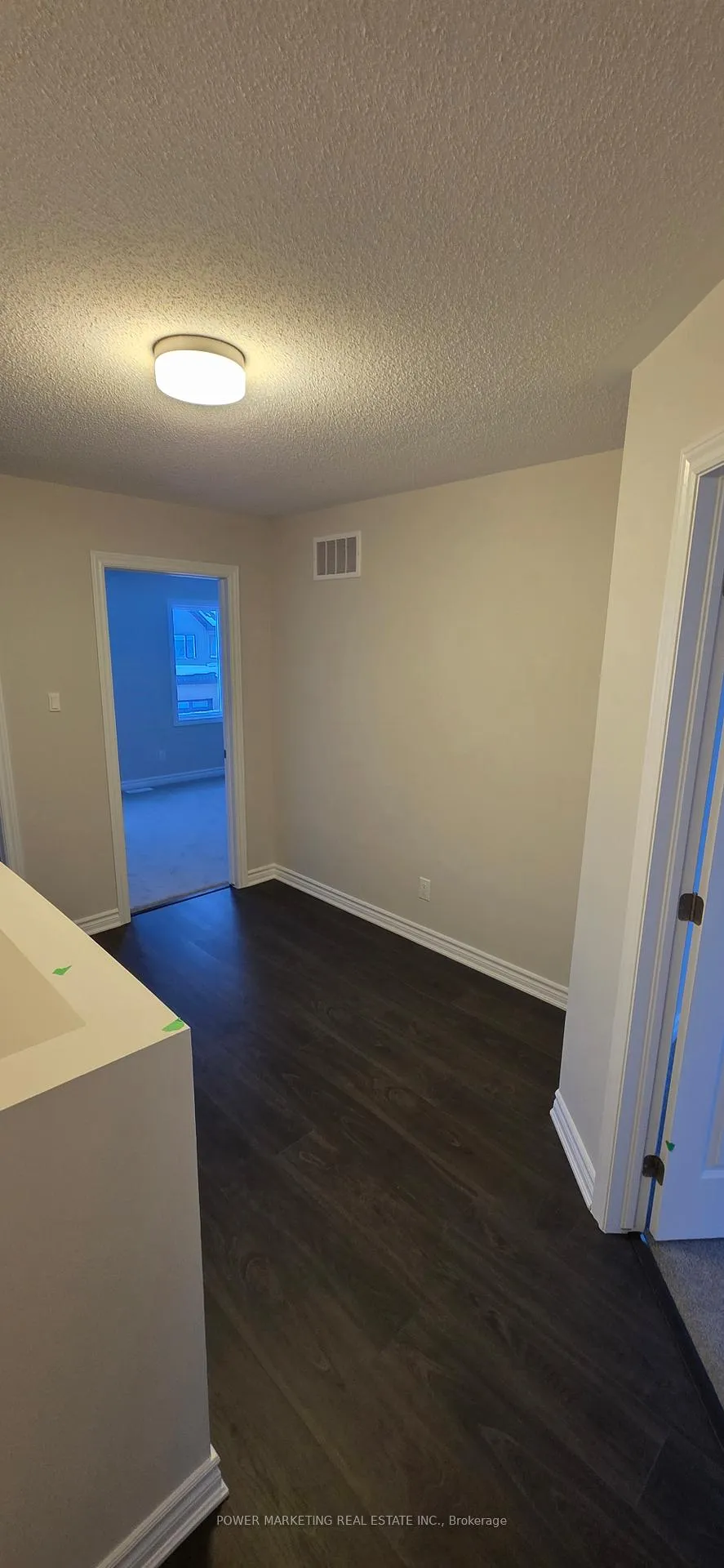 Photo 23 of 186 Ryan Reynolds Way, Ottawa, Avalon West — HOMEH