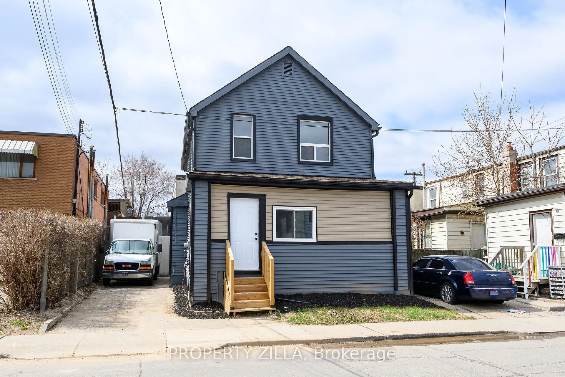 Photo 1 of 31 Greenaway Ave, Hamilton, Gibson — HOMEH