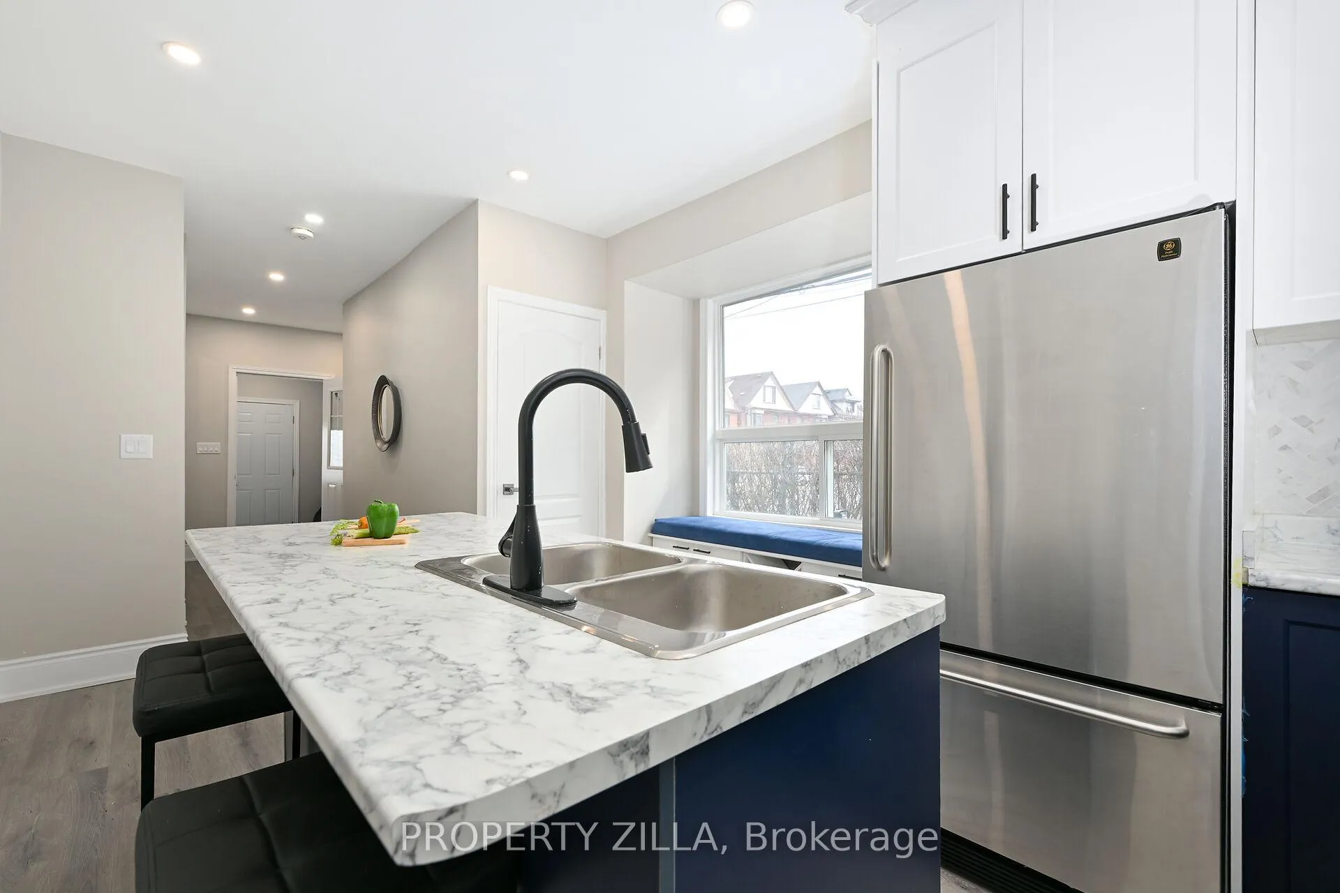 Photo 4 of 31 Greenaway Ave, Hamilton, Gibson — HOMEH