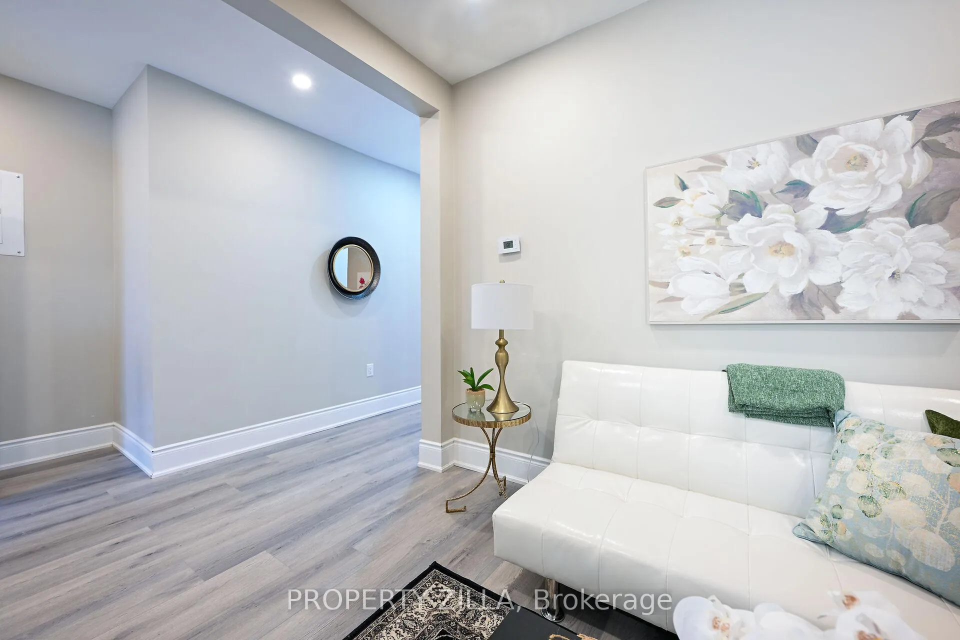 Photo 8 of 31 Greenaway Ave, Hamilton, Gibson — HOMEH