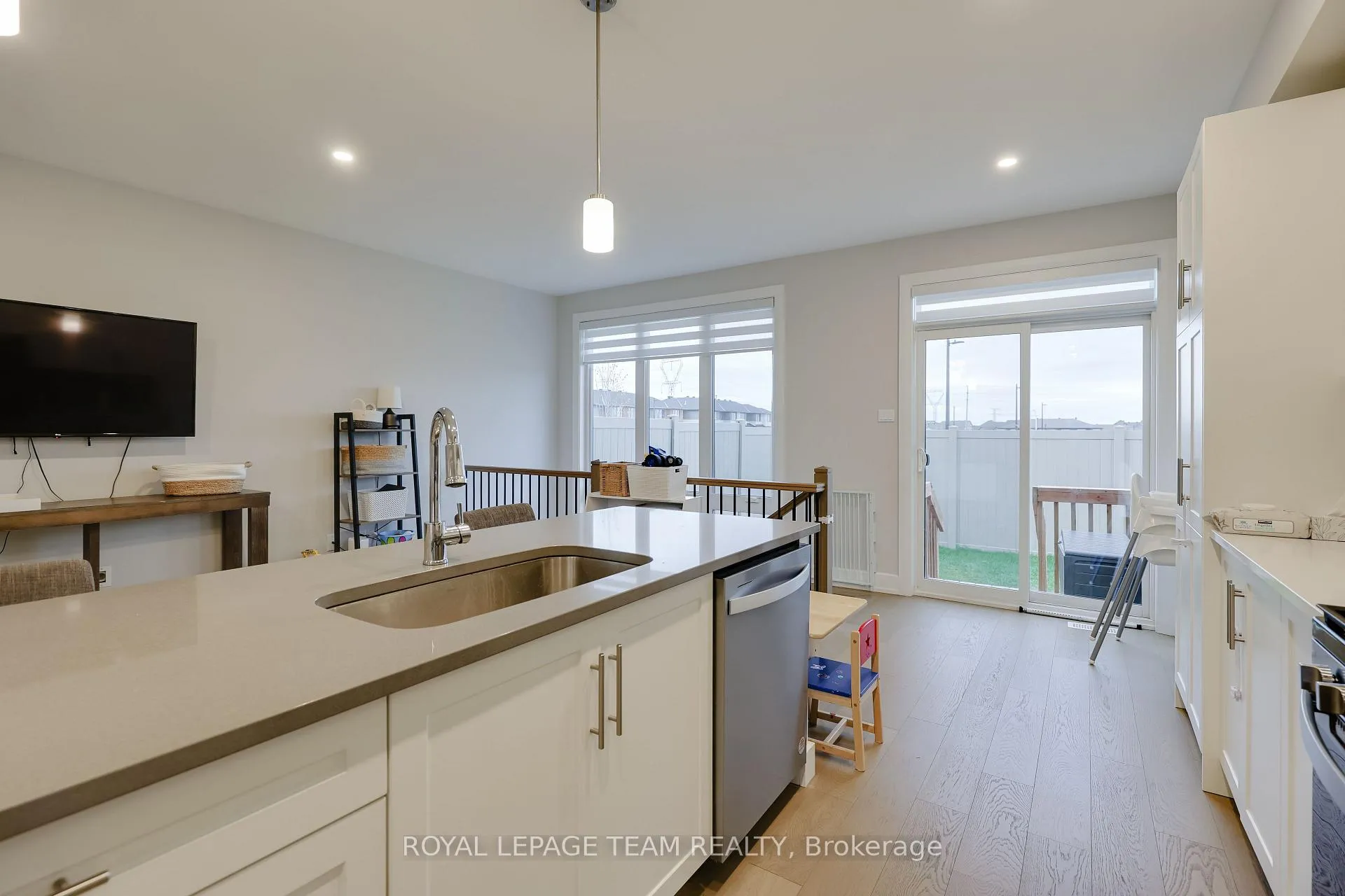 Photo 22 of 724 Ploughman Place, Ottawa, Stittsville (South) — HOMEH