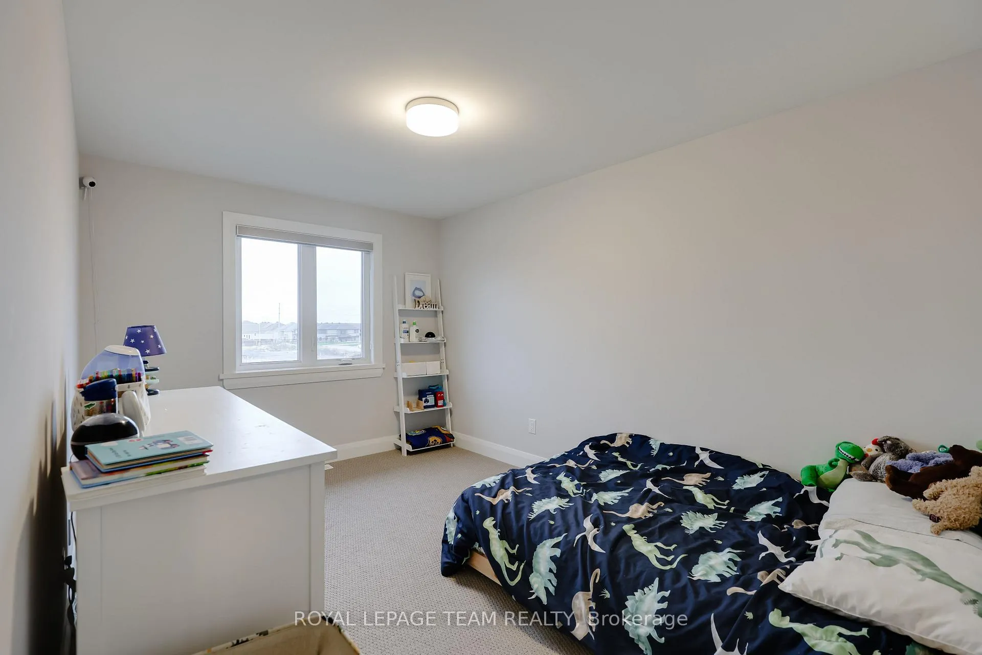 Photo 37 of 724 Ploughman Place, Ottawa, Stittsville (South) — HOMEH