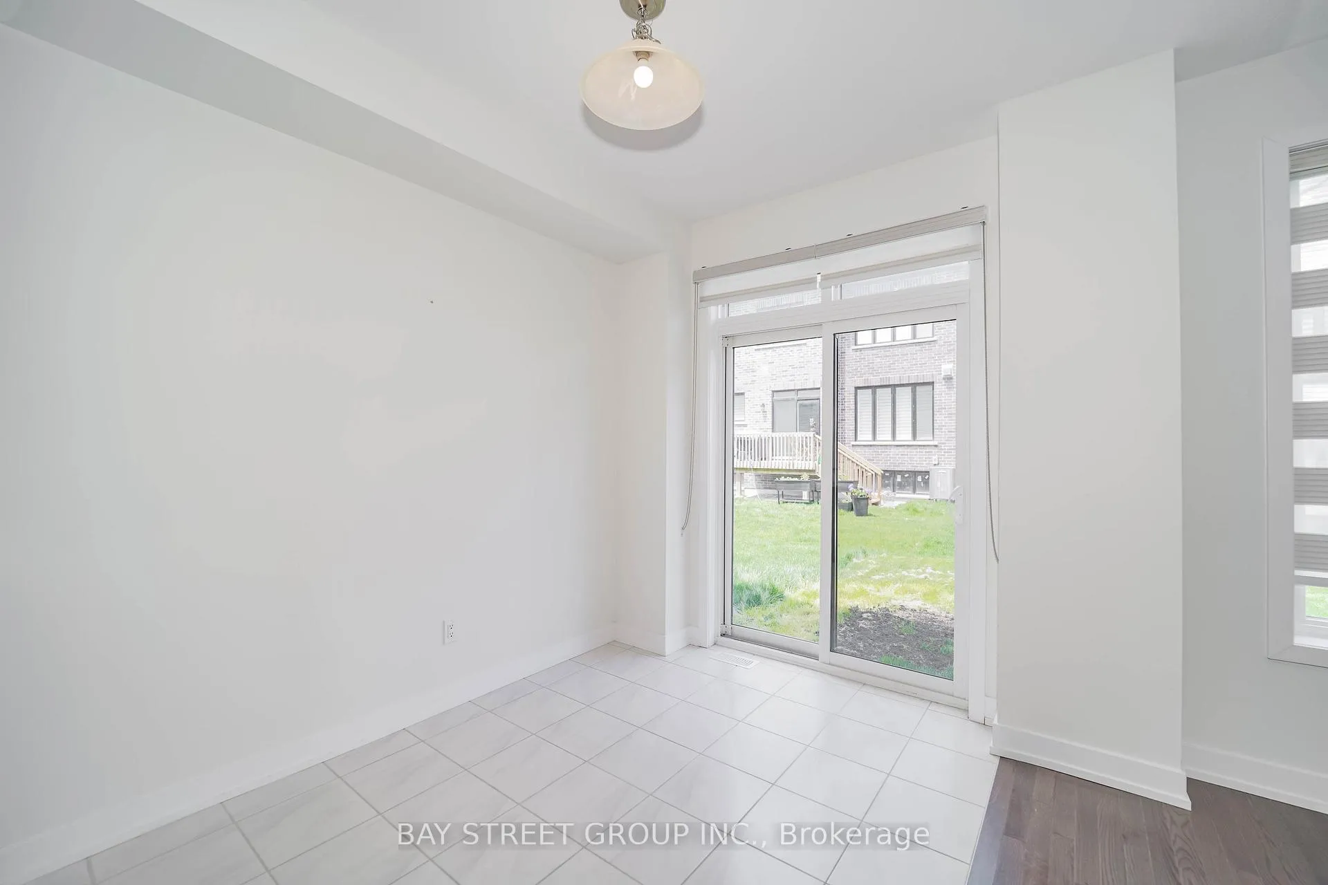 Photo 12 of 1109 Thompson Drive, Oshawa, Kedron — HOMEH