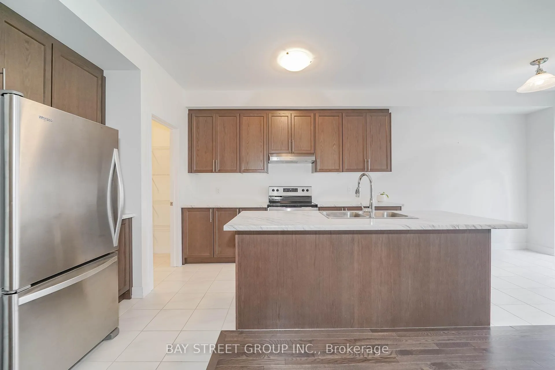 Photo 16 of 1109 Thompson Drive, Oshawa, Kedron — HOMEH