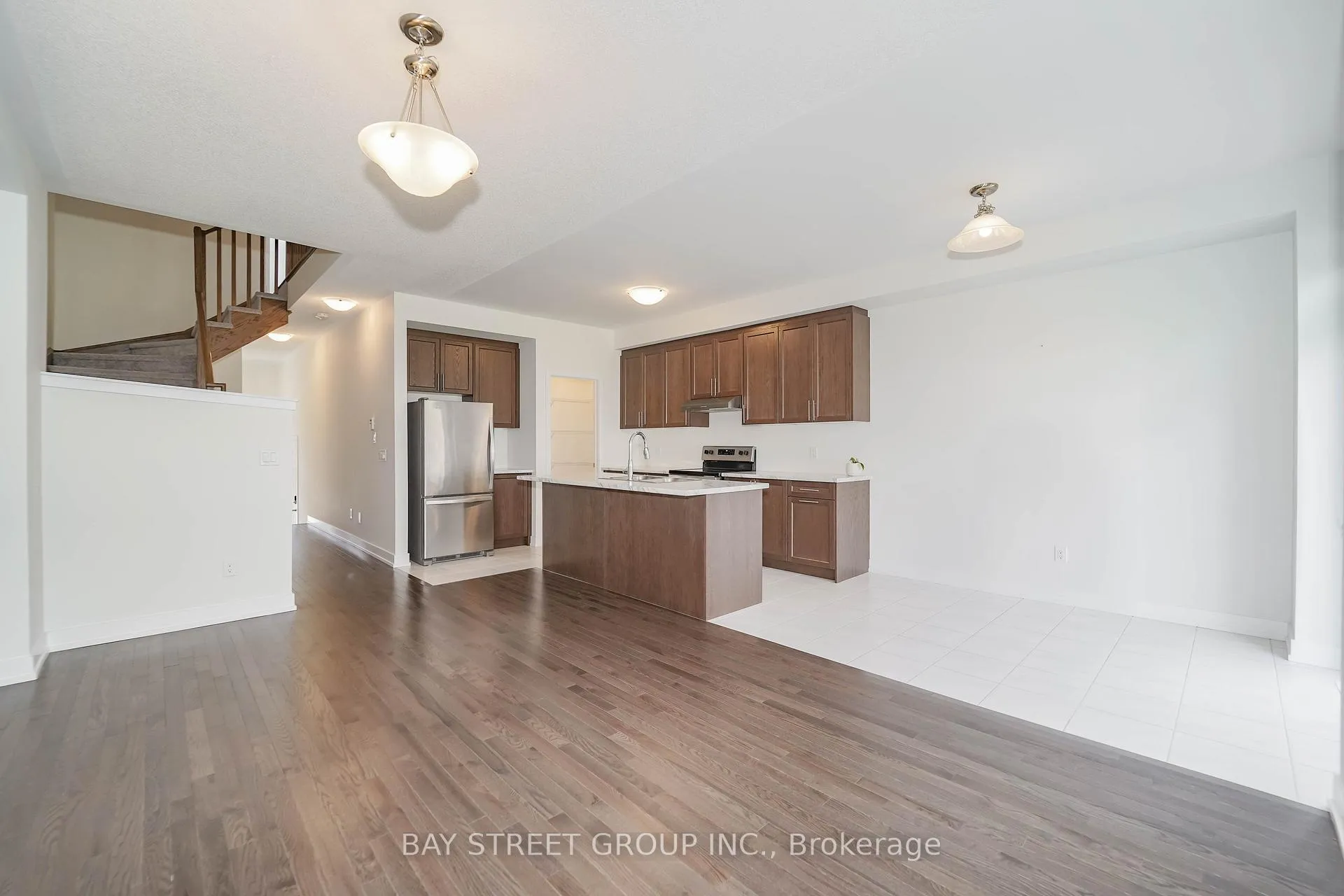 Photo 22 of 1109 Thompson Drive, Oshawa, Kedron — HOMEH