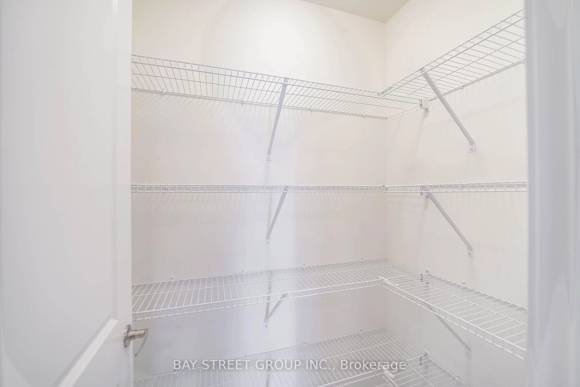 Photo 23 of 1109 Thompson Drive, Oshawa, Kedron — HOMEH