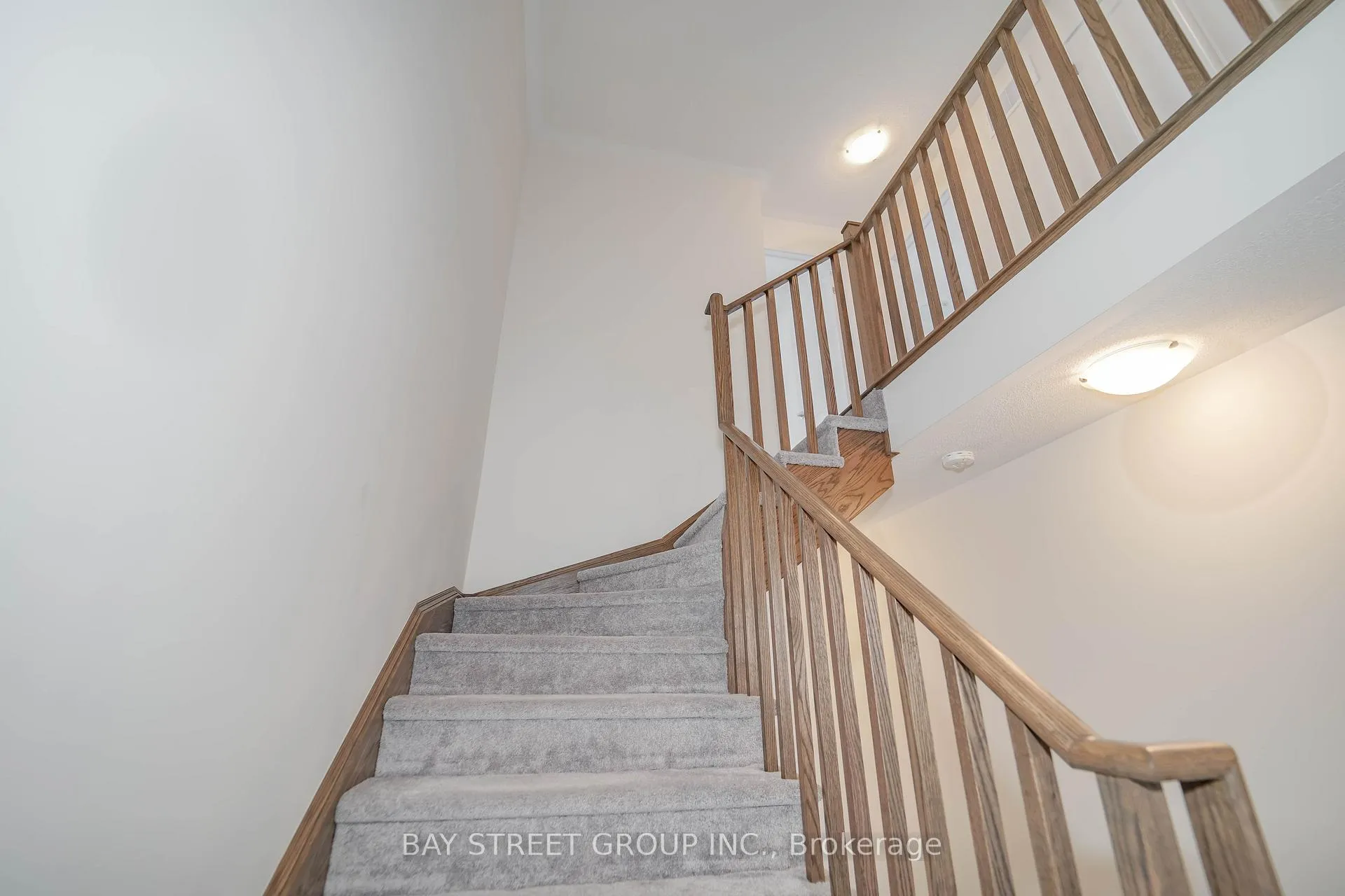 Photo 24 of 1109 Thompson Drive, Oshawa, Kedron — HOMEH