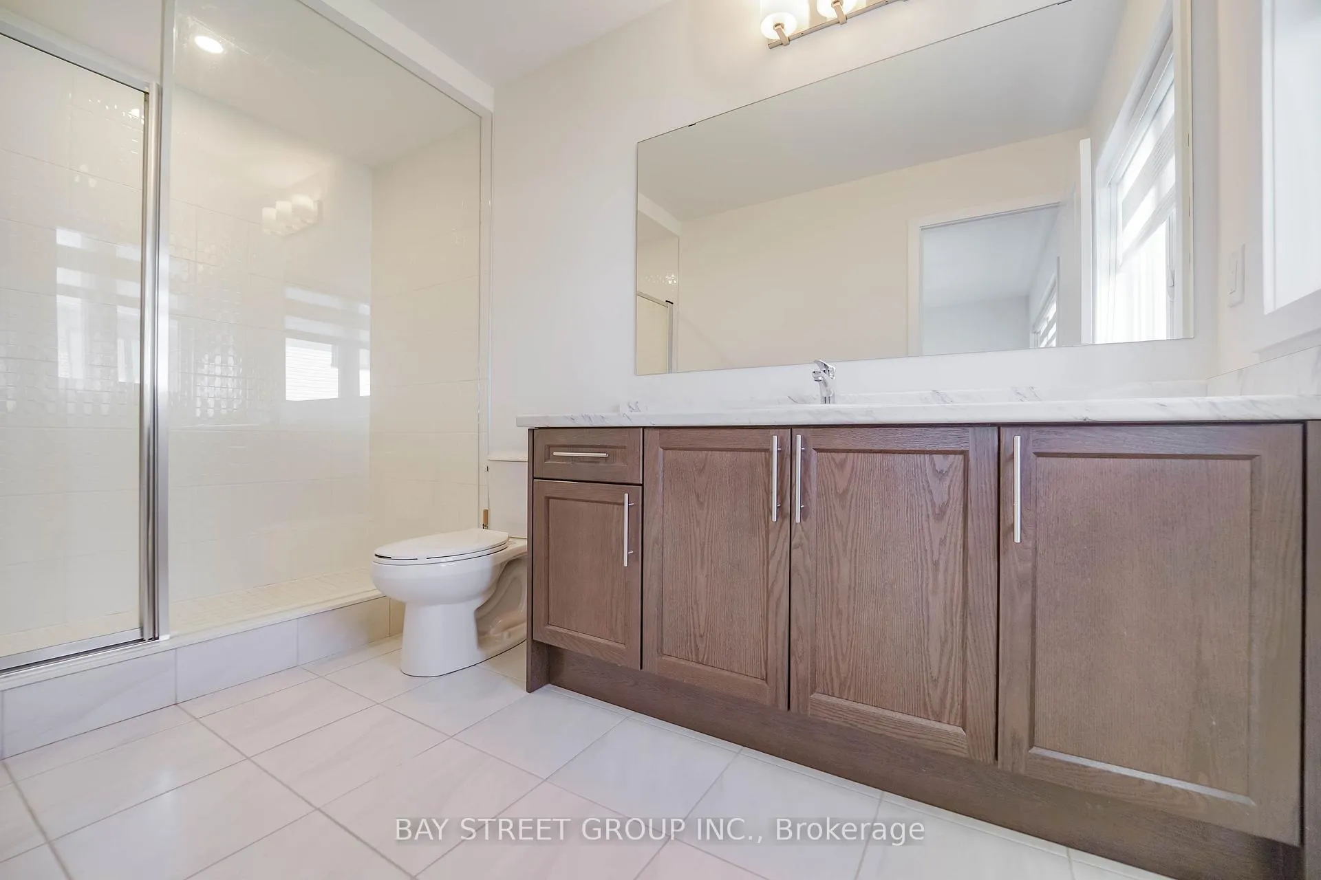 Photo 36 of 1109 Thompson Drive, Oshawa, Kedron — HOMEH
