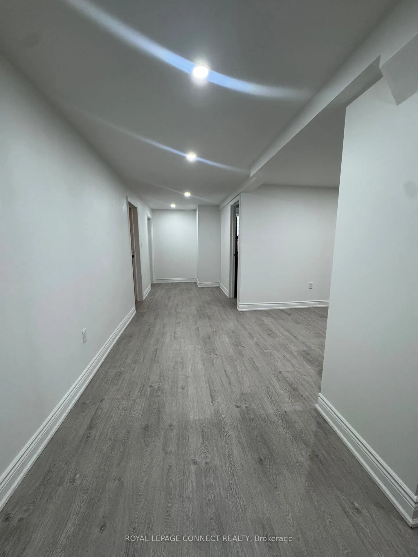 Photo 7 of 61 Chapman Drive W, Ajax, Northeast Ajax — HOMEH
