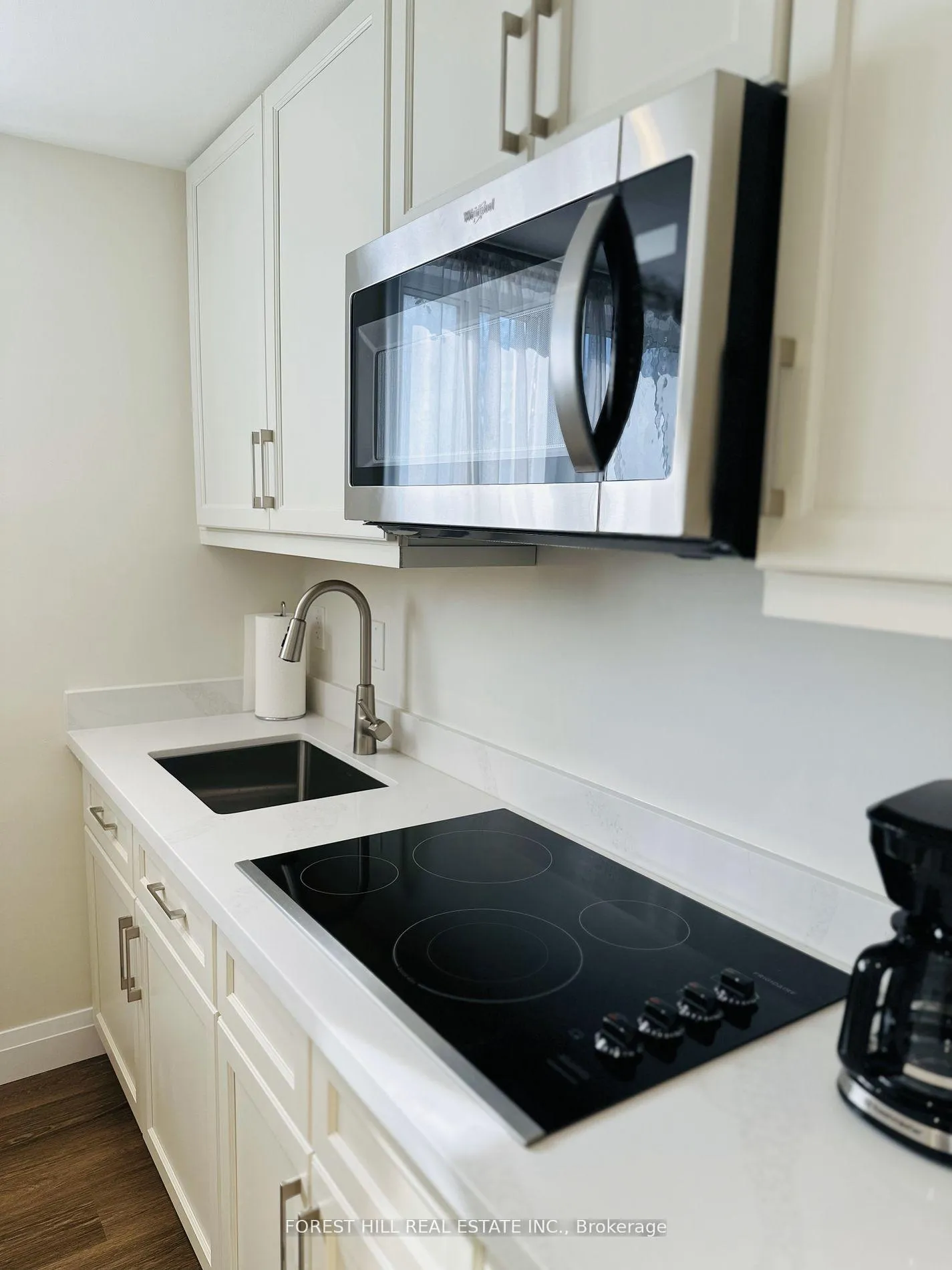 Photo 7 of Unit Lower, 154 Joicey Boulevard, Toronto, Bedford Park-Nortown — HOMEH