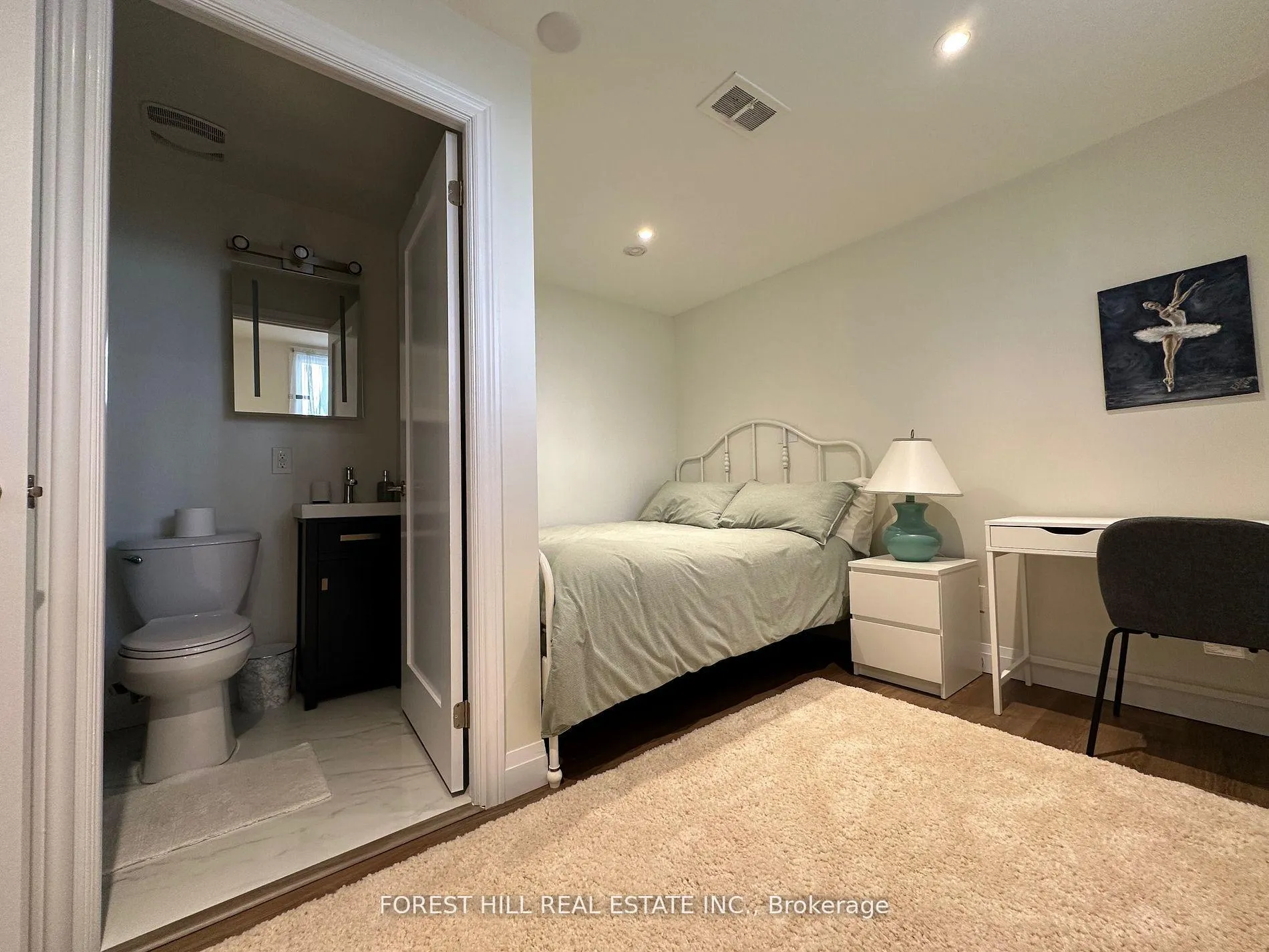 Photo 9 of Unit Lower, 154 Joicey Boulevard, Toronto, Bedford Park-Nortown — HOMEH