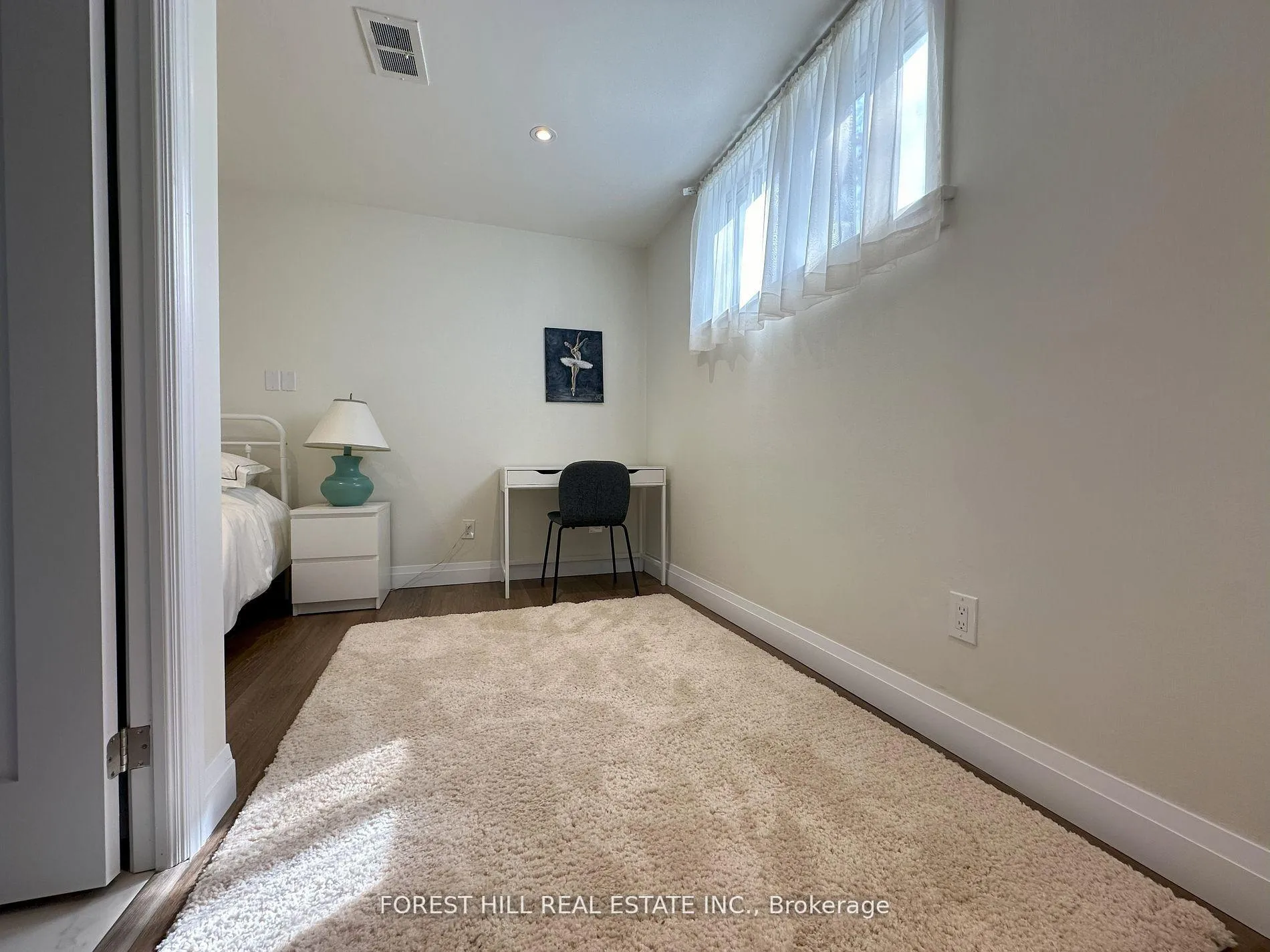 Photo 11 of Unit Lower, 154 Joicey Boulevard, Toronto, Bedford Park-Nortown — HOMEH