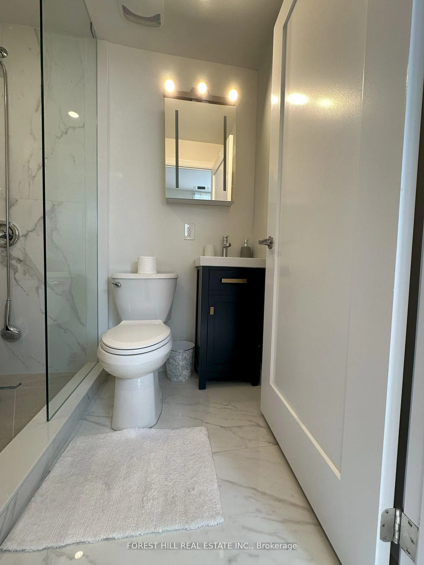 Photo 13 of Unit Lower, 154 Joicey Boulevard, Toronto, Bedford Park-Nortown — HOMEH