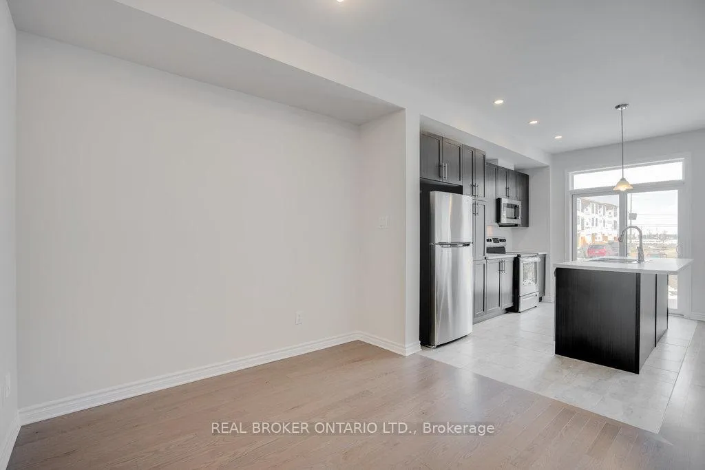 Photo 6 of 944 Socca Crescent, Ottawa, Notting Hill/Summerside — HOMEH