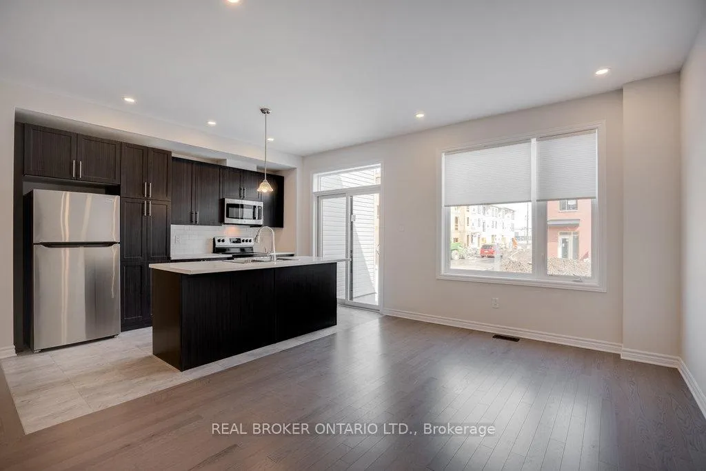 Photo 7 of 944 Socca Crescent, Ottawa, Notting Hill/Summerside — HOMEH