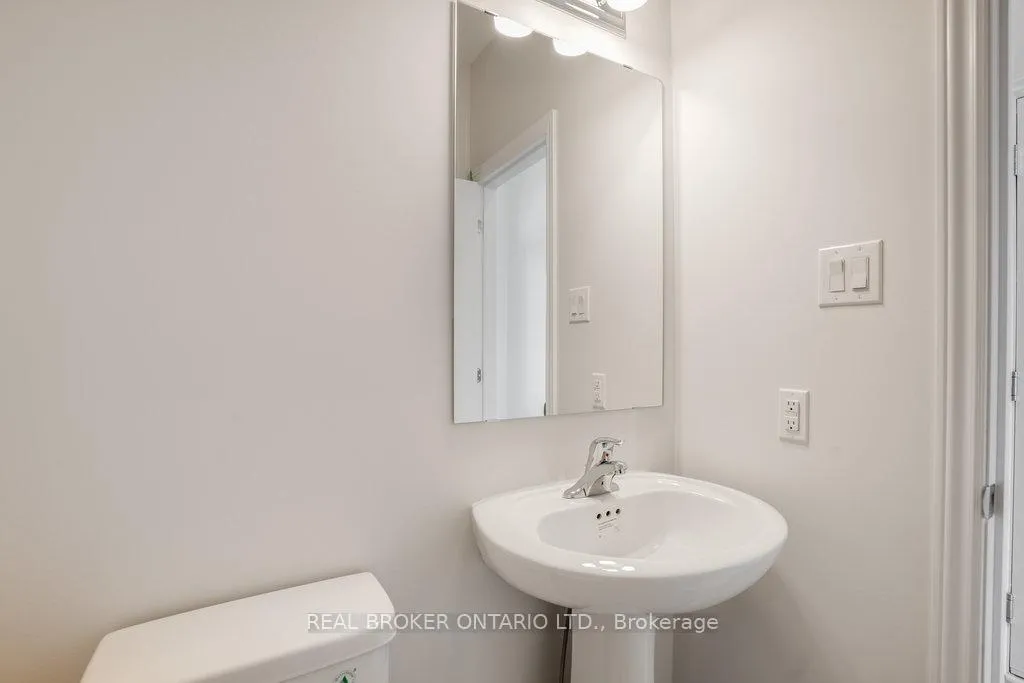 Photo 10 of 944 Socca Crescent, Ottawa, Notting Hill/Summerside — HOMEH