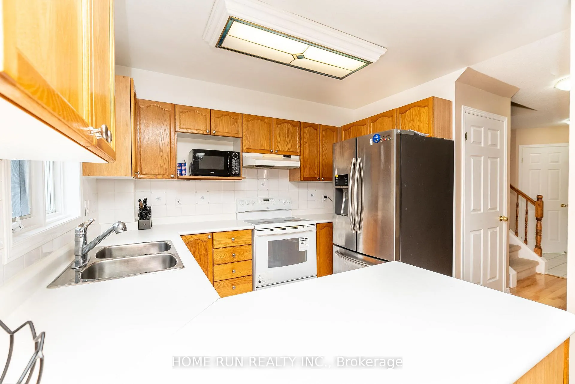 Photo 3 of 1479 Lynx Crescent, Ottawa, Fallingbrook/Pineridge — HOMEH