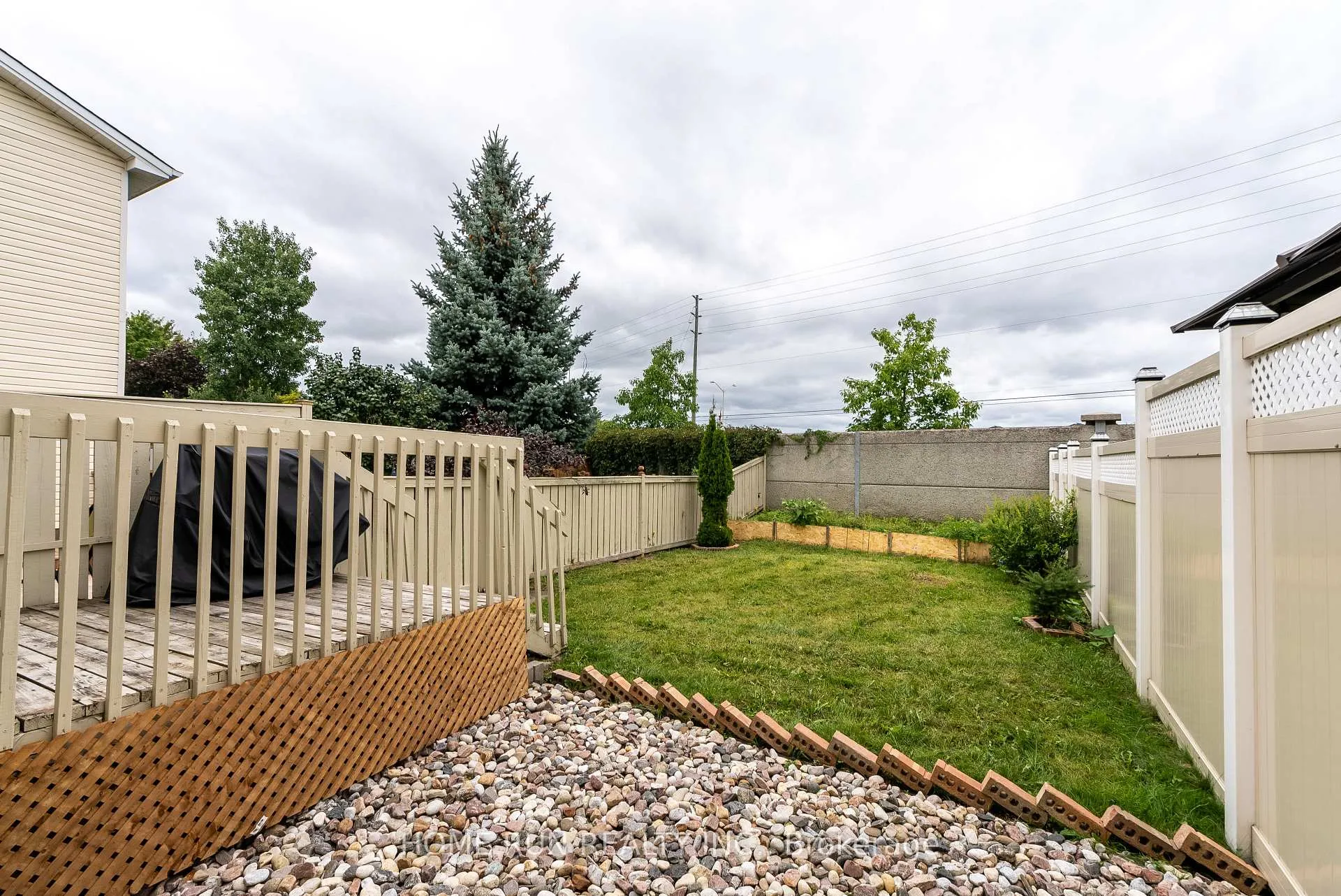 Photo 10 of 1479 Lynx Crescent, Ottawa, Fallingbrook/Pineridge — HOMEH