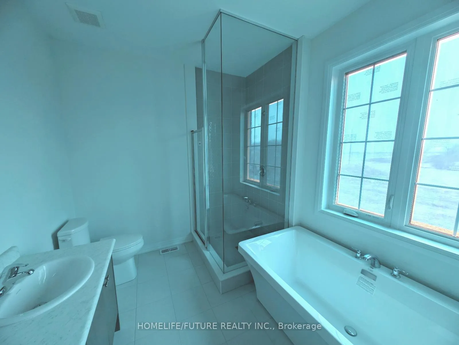 Photo 7 of 1123 Zircon Manor, Pickering, Rural Pickering — HOMEH
