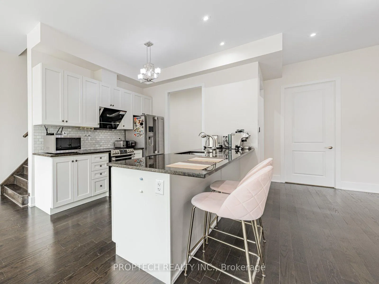 Photo 11 of 45 Thorncrest Drive, Vaughan, Patterson — HOMEH