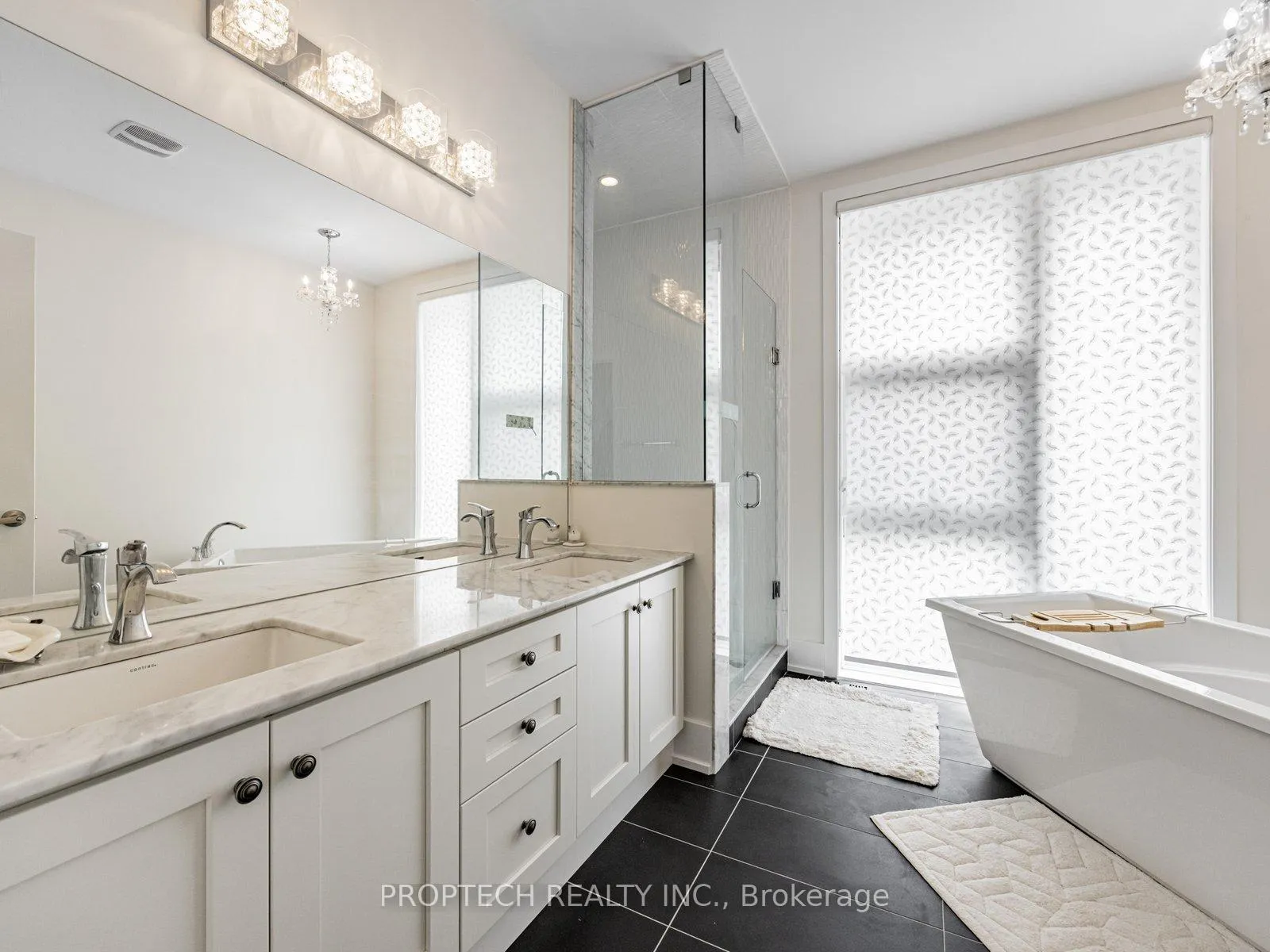 Photo 32 of 45 Thorncrest Drive, Vaughan, Patterson — HOMEH