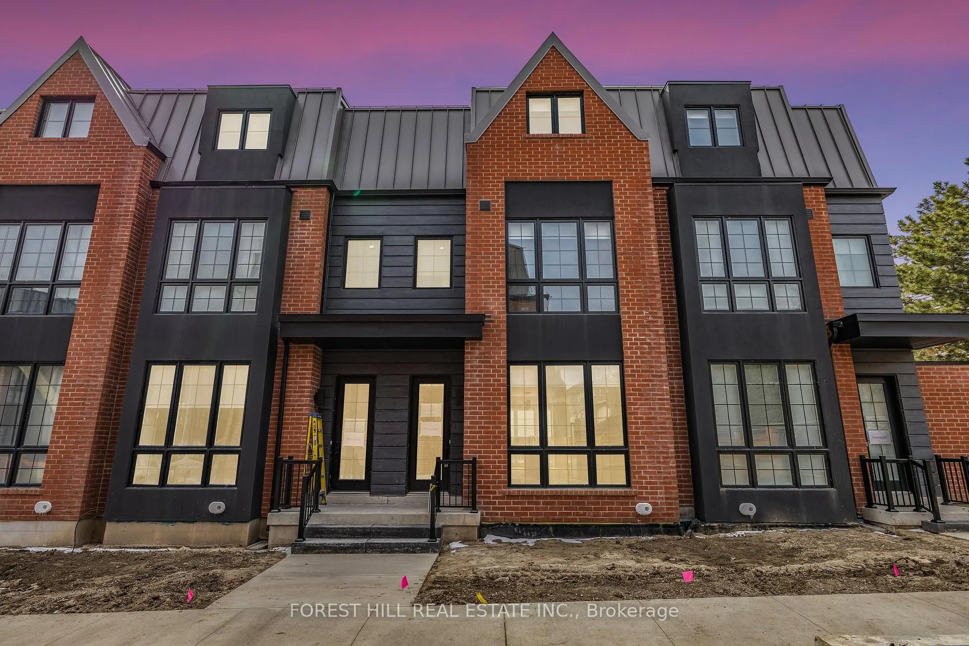 Photo 1 of 71 Alton Crescent, Vaughan, Uplands — HOMEH