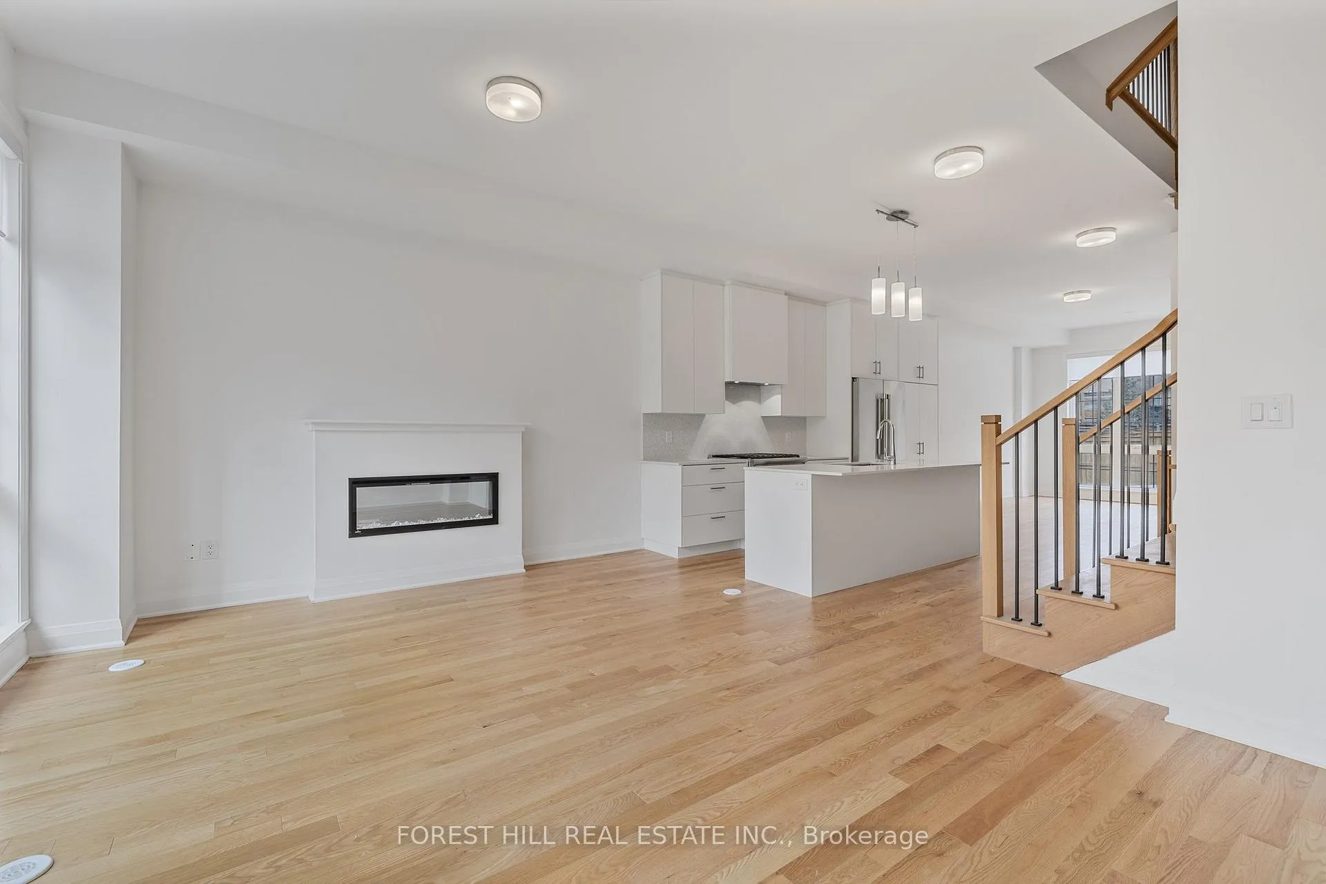 Photo 15 of 71 Alton Crescent, Vaughan, Uplands — HOMEH