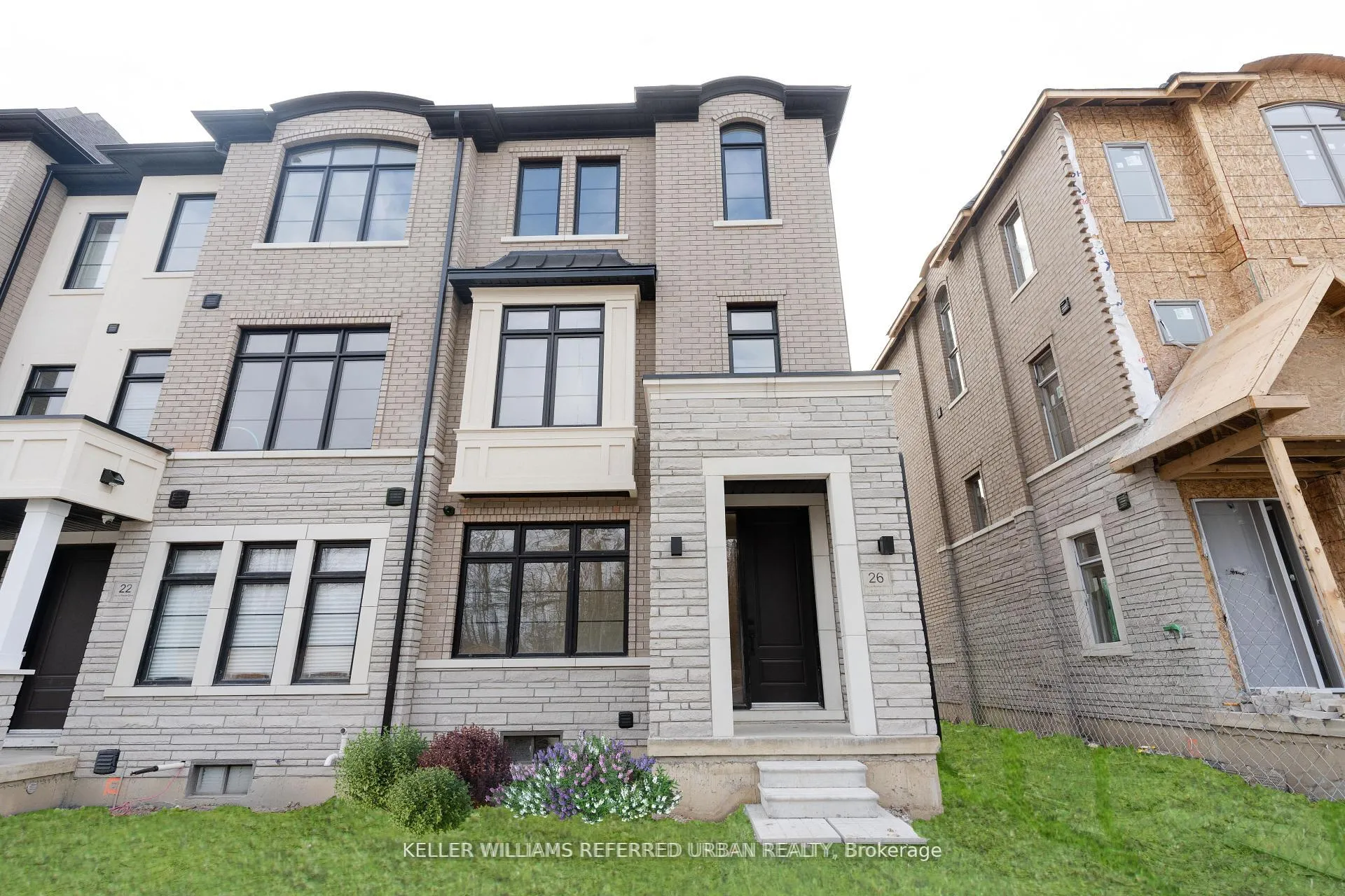 Photo 7 of 26 De La Roche Drive, Vaughan, Vellore Village — HOMEH
