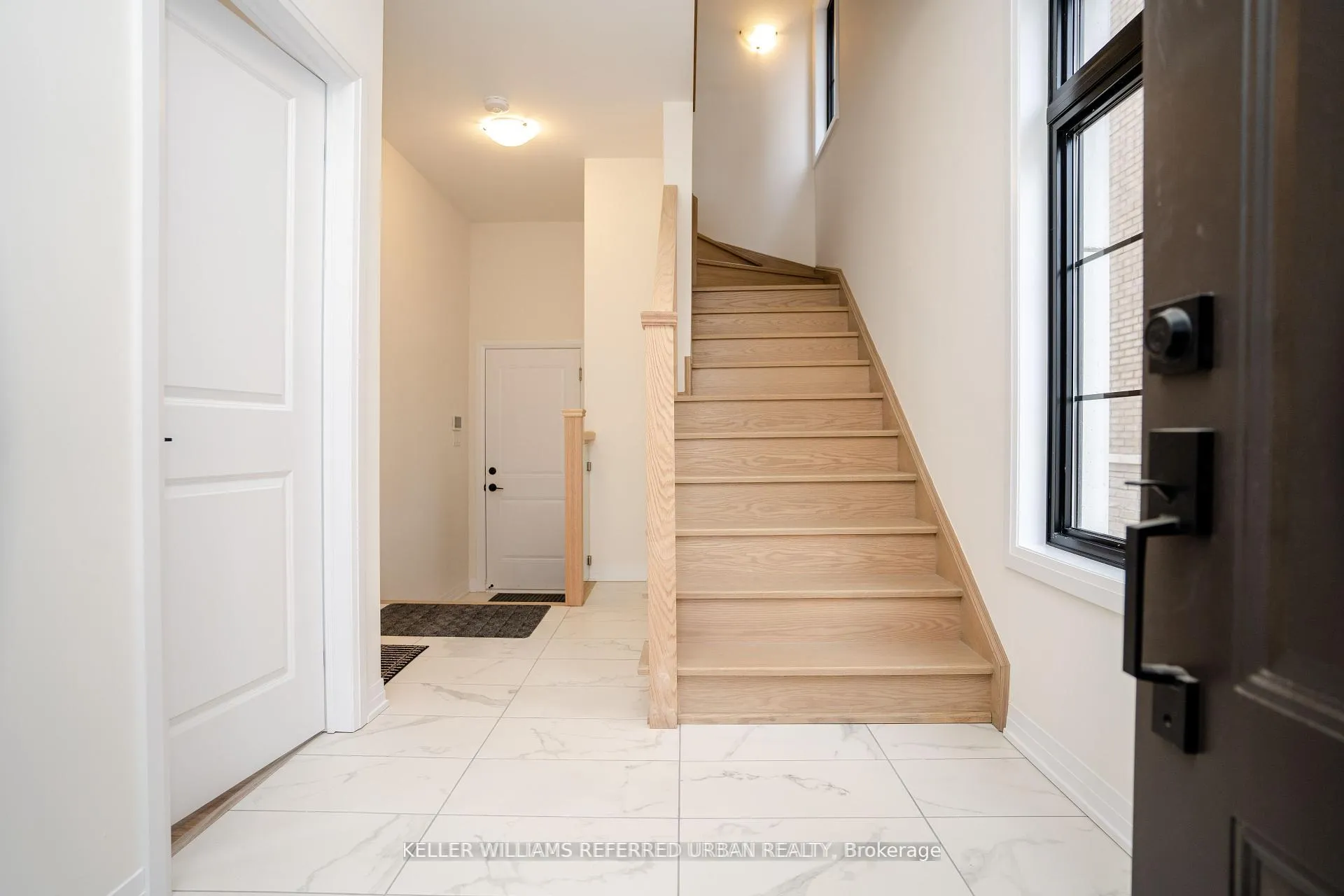 Photo 9 of 26 De La Roche Drive, Vaughan, Vellore Village — HOMEH