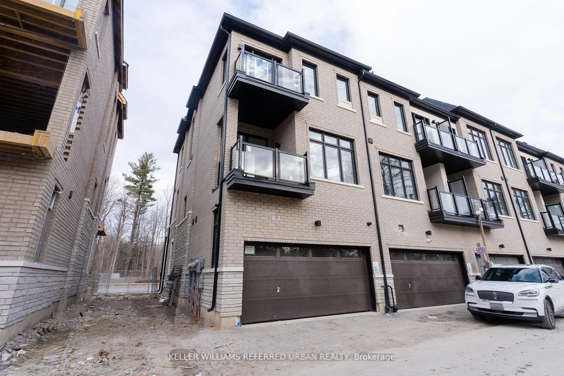 Photo 34 of 26 De La Roche Drive, Vaughan, Vellore Village — HOMEH