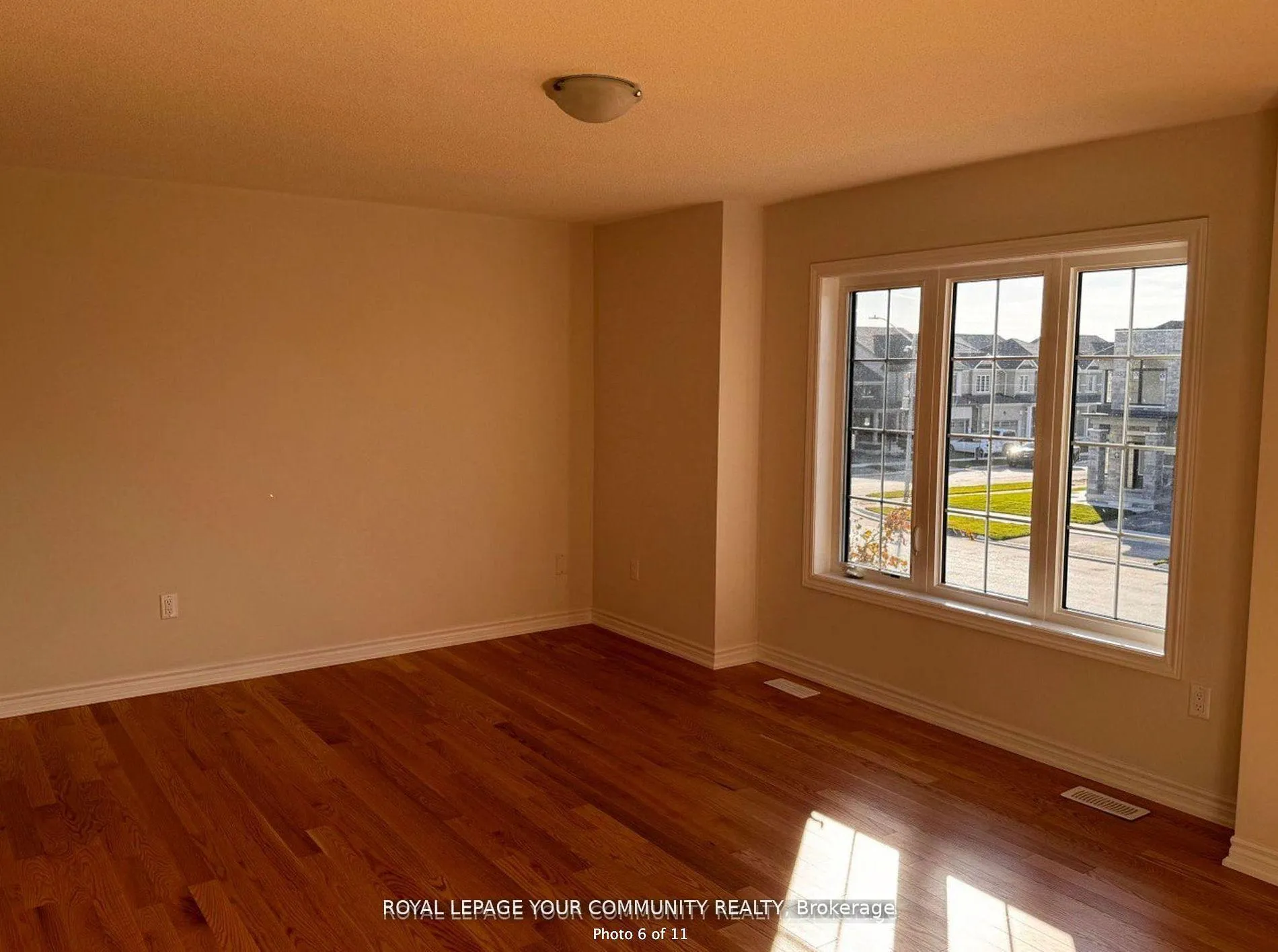Photo 12 of 154 Terry Fox Drive, Barrie, Rural Barrie Southeast — HOMEH