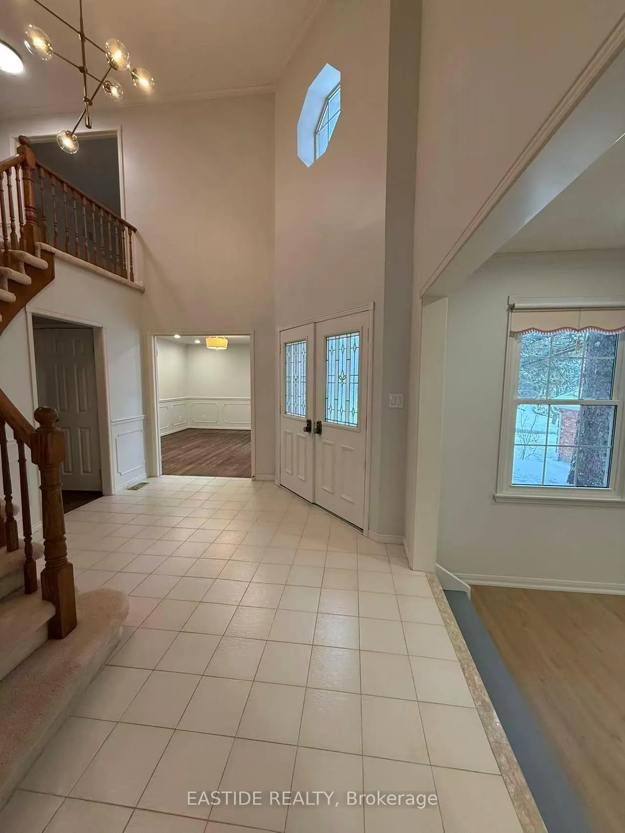 Photo 3 of 23 Briarwood Road, Markham, Unionville — HOMEH