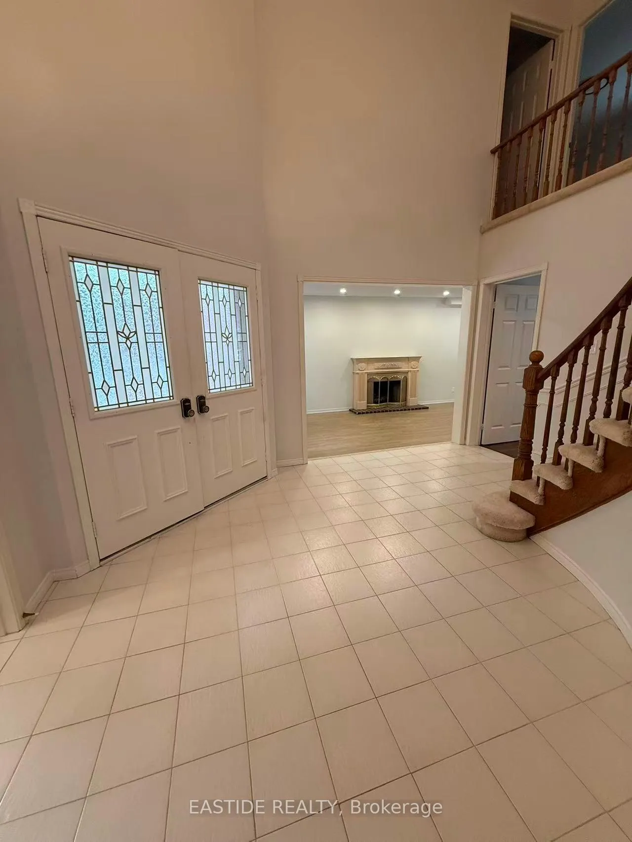 Photo 5 of 23 Briarwood Road, Markham, Unionville — HOMEH