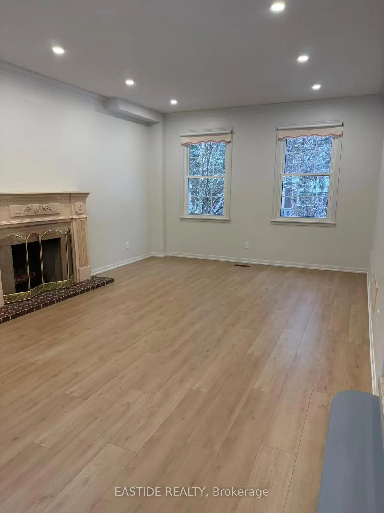 Photo 7 of 23 Briarwood Road, Markham, Unionville — HOMEH
