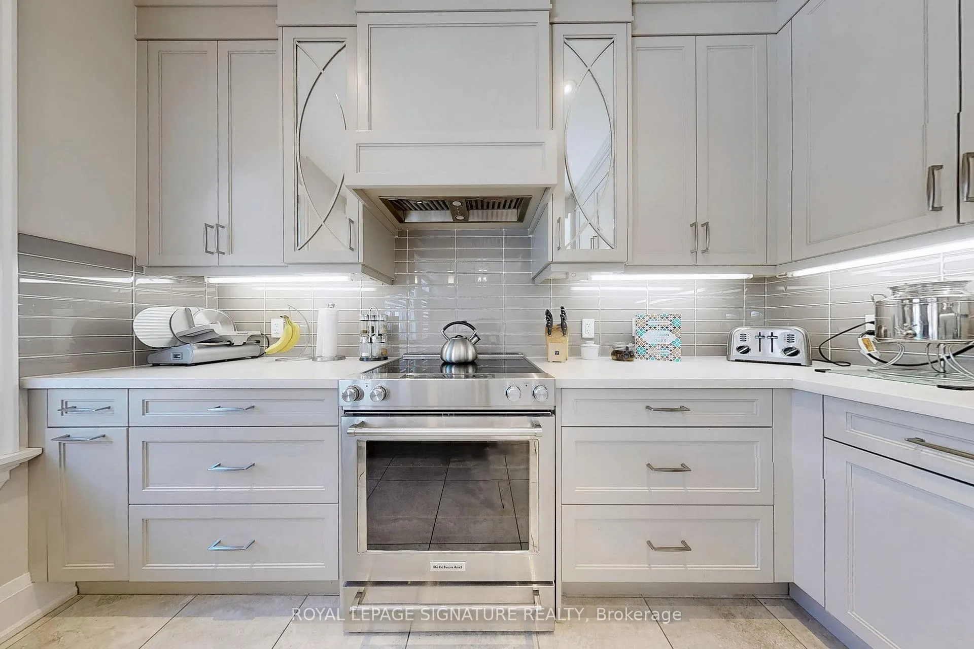 Photo 11 of 9966 Keele Street, Vaughan, Maple — HOMEH