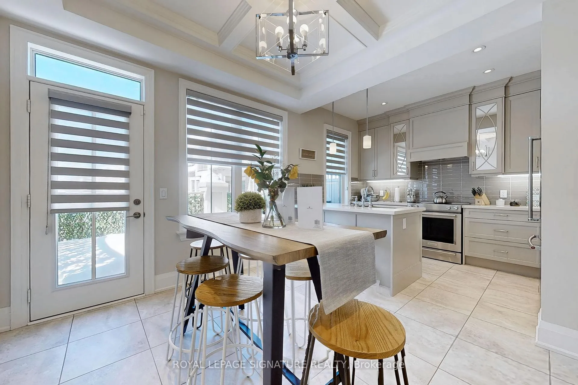 Photo 13 of 9966 Keele Street, Vaughan, Maple — HOMEH