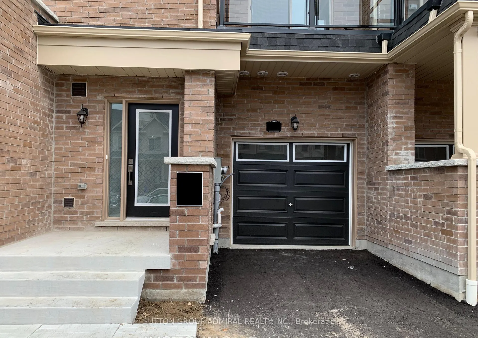Photo 2 of 2023 Cameron Lott Crescent, Oshawa, Kedron — HOMEH