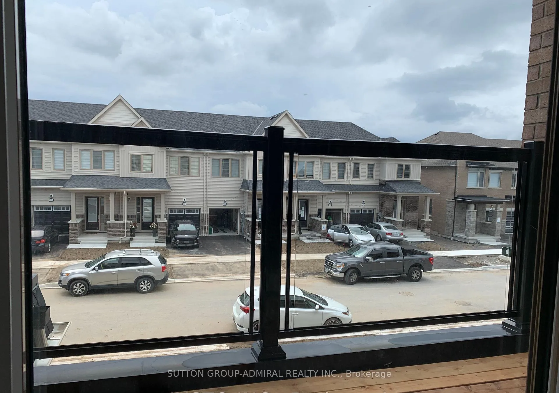 Photo 12 of 2023 Cameron Lott Crescent, Oshawa, Kedron — HOMEH