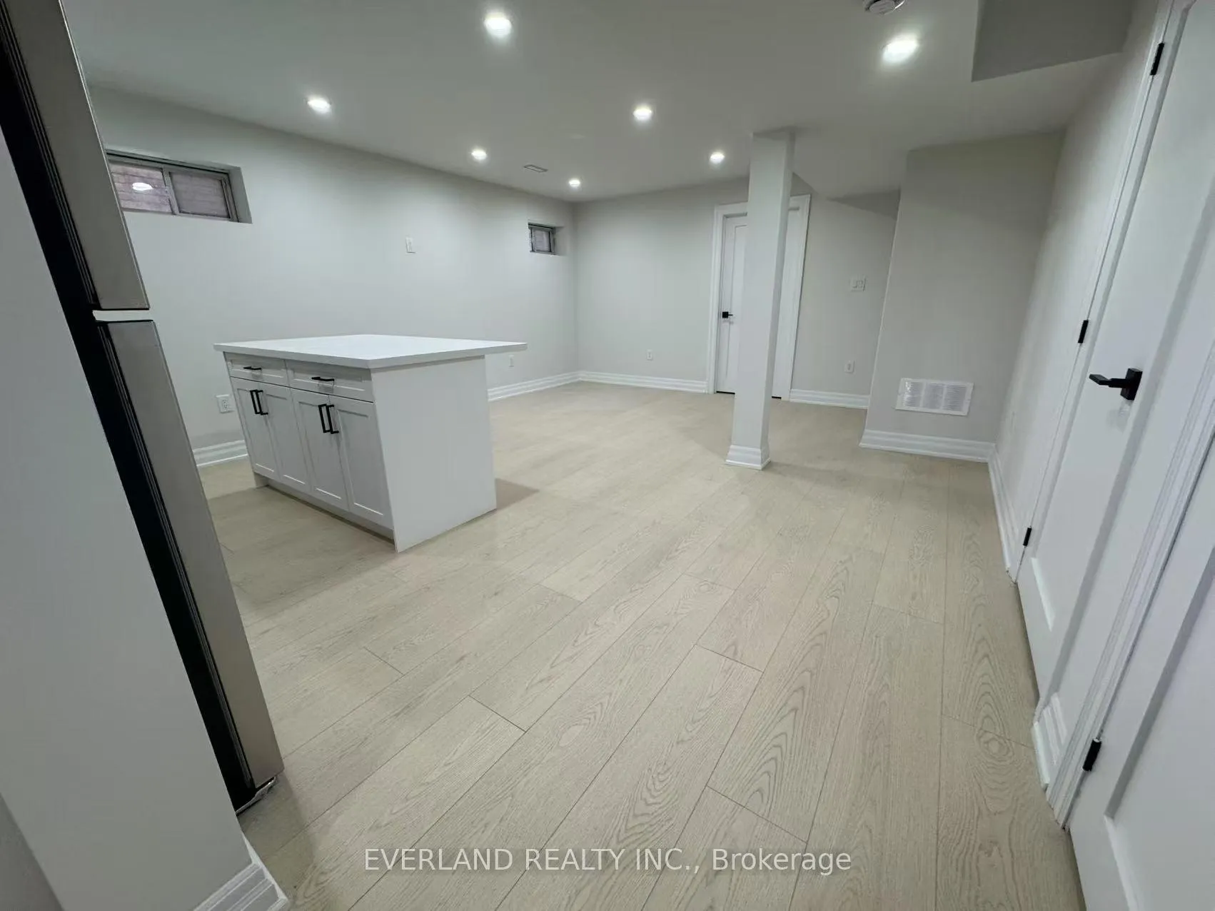 Photo 2 of Unit Bst, 116 Redondo Drive, Vaughan, Beverley Glen — HOMEH