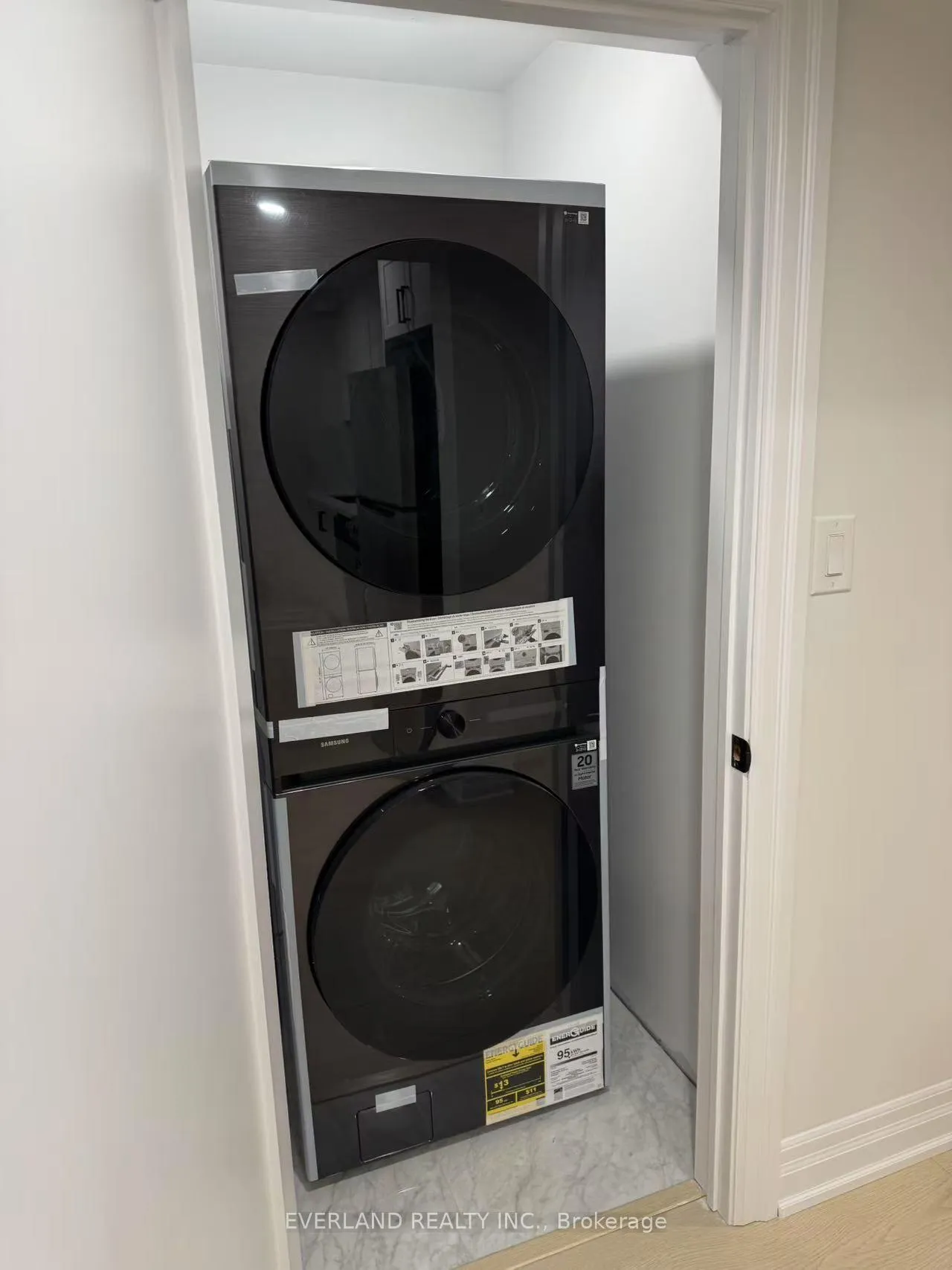 Photo 10 of Unit Bst, 116 Redondo Drive, Vaughan, Beverley Glen — HOMEH