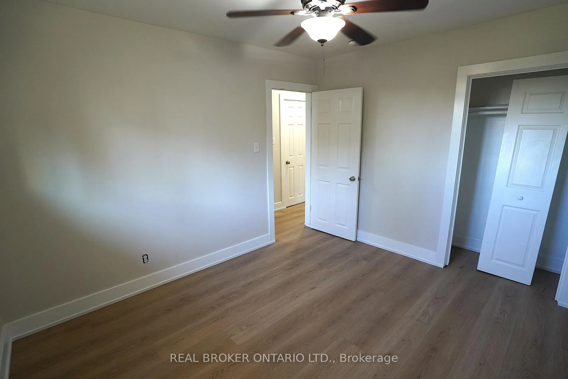 Photo 11 of Unit UPPER, 20 Sunrise Drive, Kitchener — HOMEH