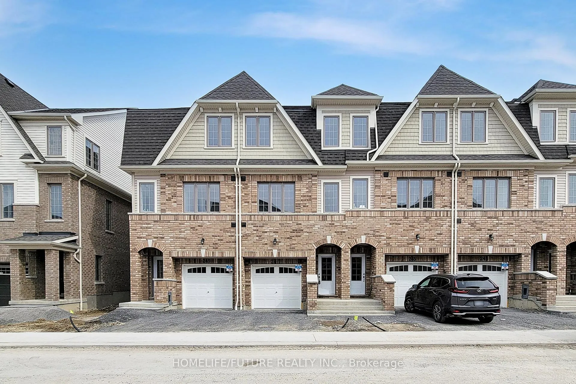 Photo 1 of 247 Danzatore Path, Oshawa, Windfields — HOMEH