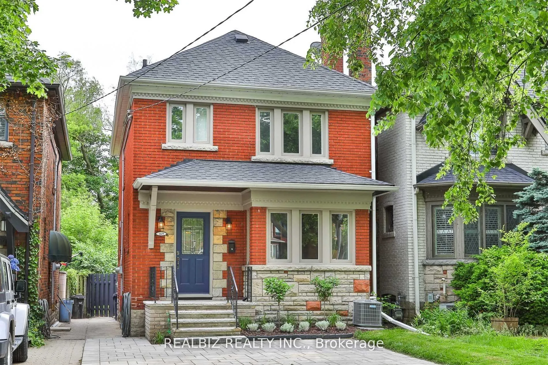 Photo 1 of 169 Chaplin Crescent, Toronto, Forest Hill South — HOMEH