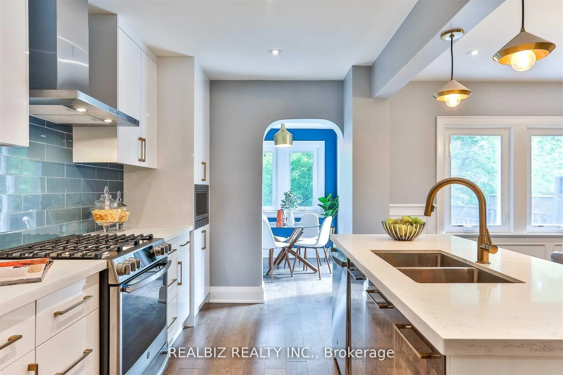 Photo 16 of 169 Chaplin Crescent, Toronto, Forest Hill South — HOMEH
