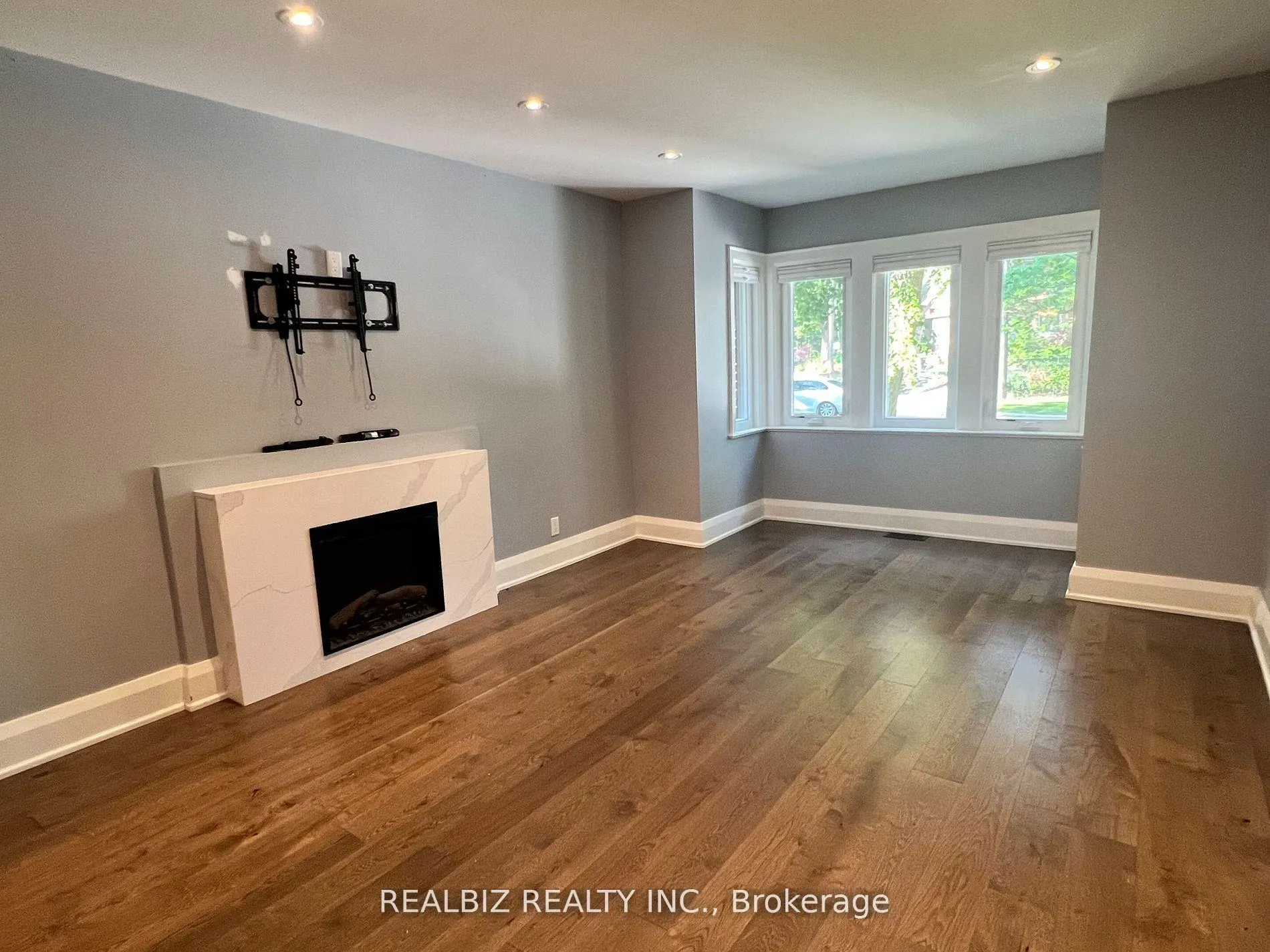 Photo 19 of 169 Chaplin Crescent, Toronto, Forest Hill South — HOMEH