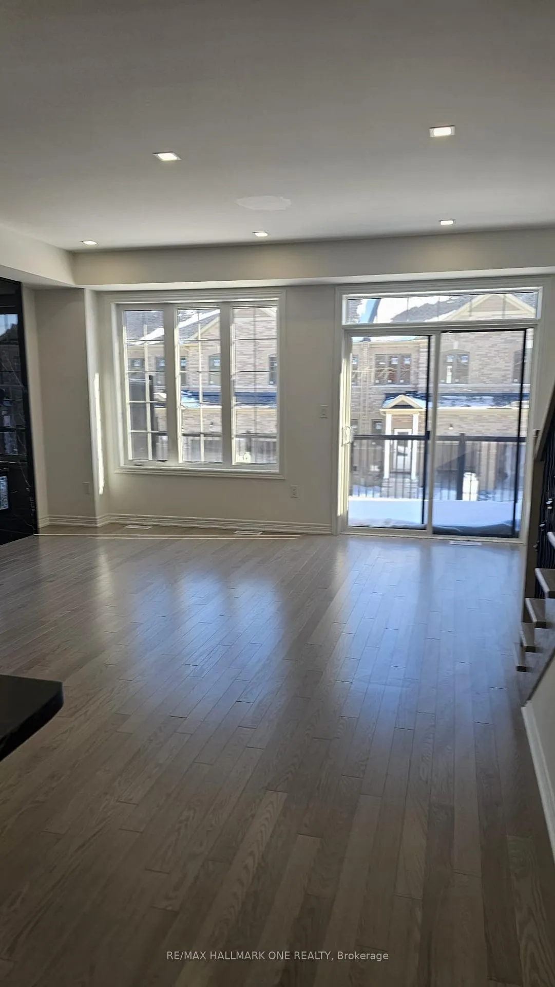 Photo 4 of 2941 Starlight Drive, Pickering, Rural Pickering — HOMEH